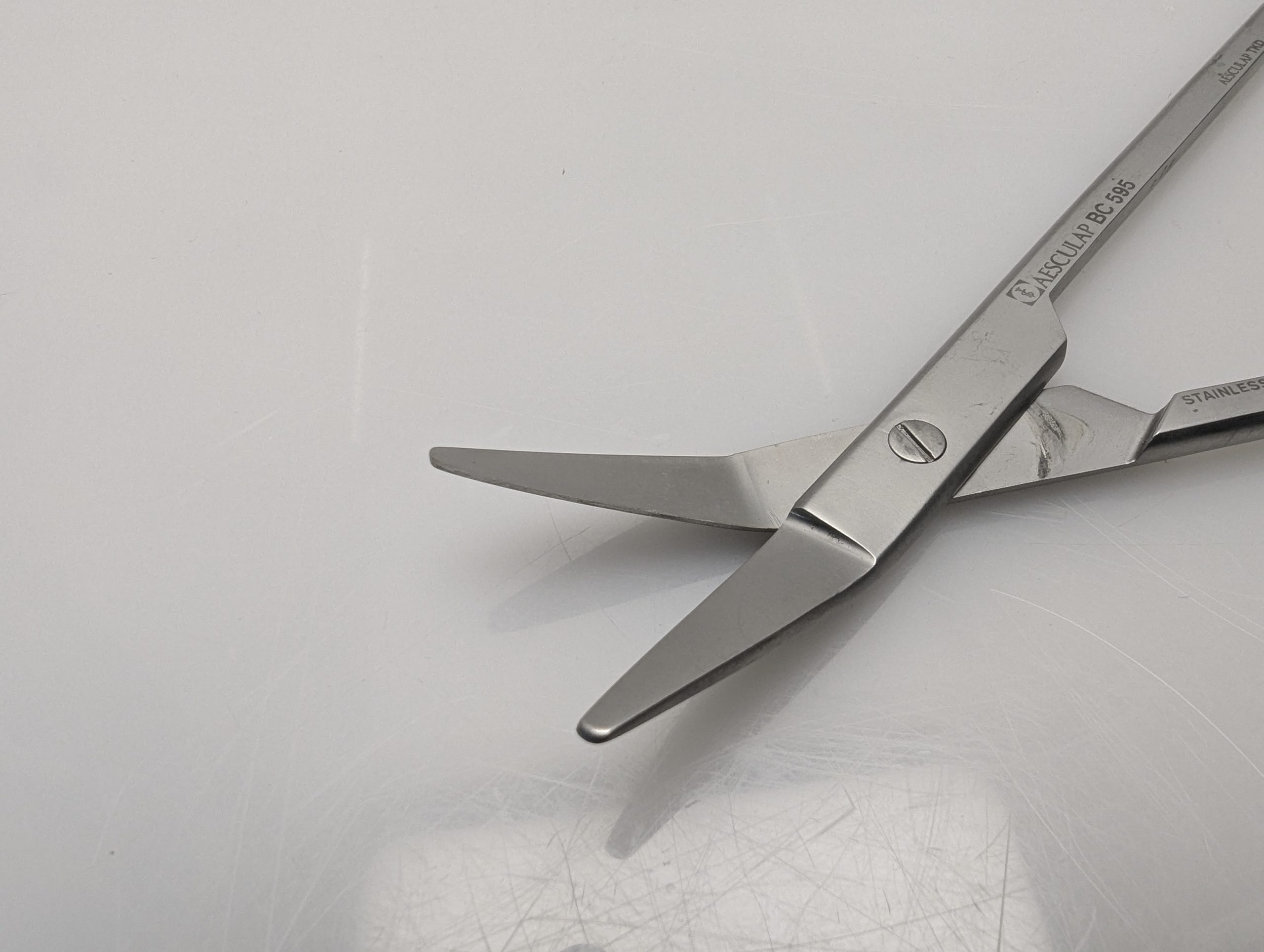 Aesculap BC595 BC 595 Präparierschere – Bild 10