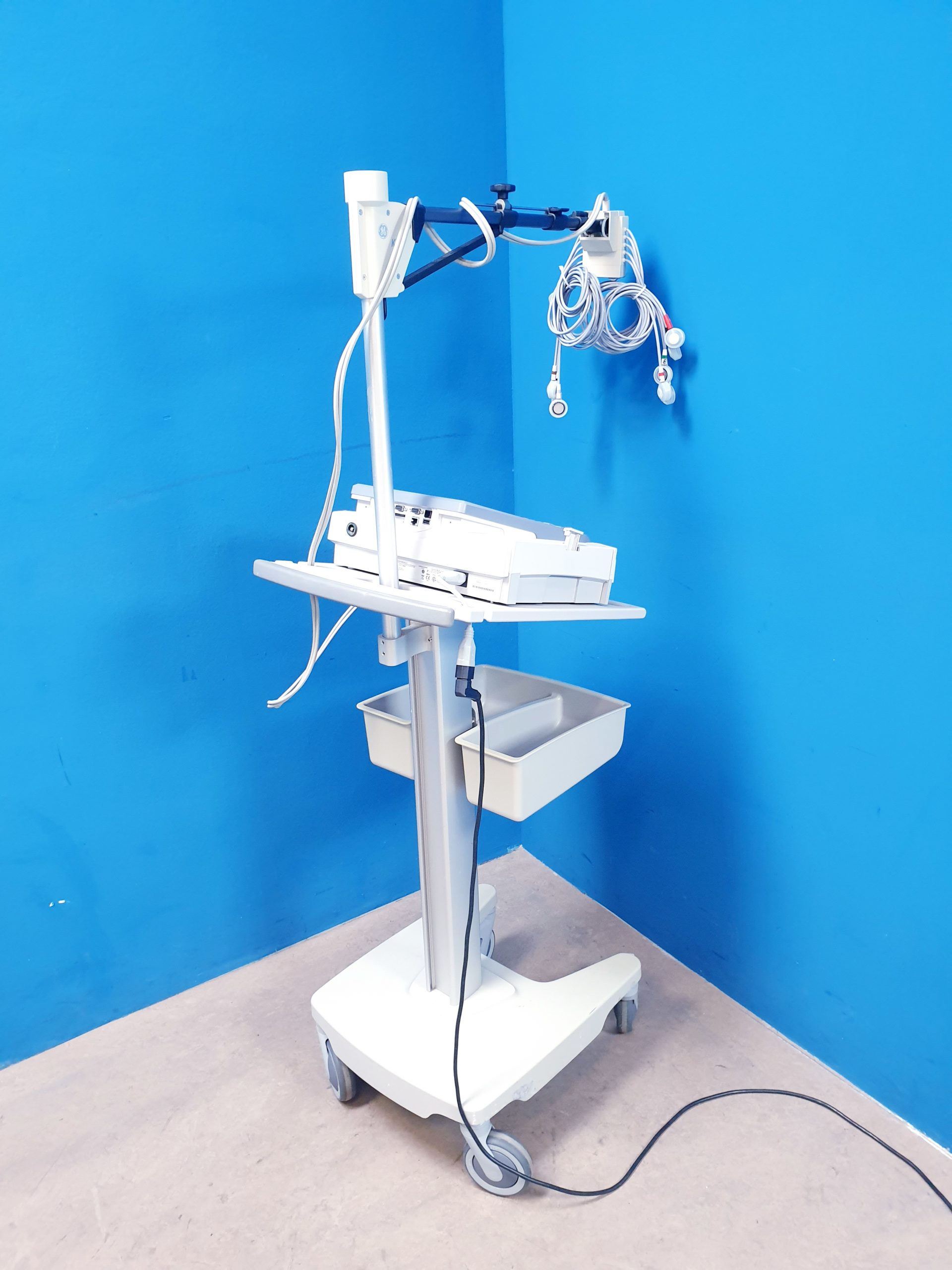 Ge Mac 1600 EKG Gerät mit Gerätewagen mit Kabelarmhalterung – Bild 6