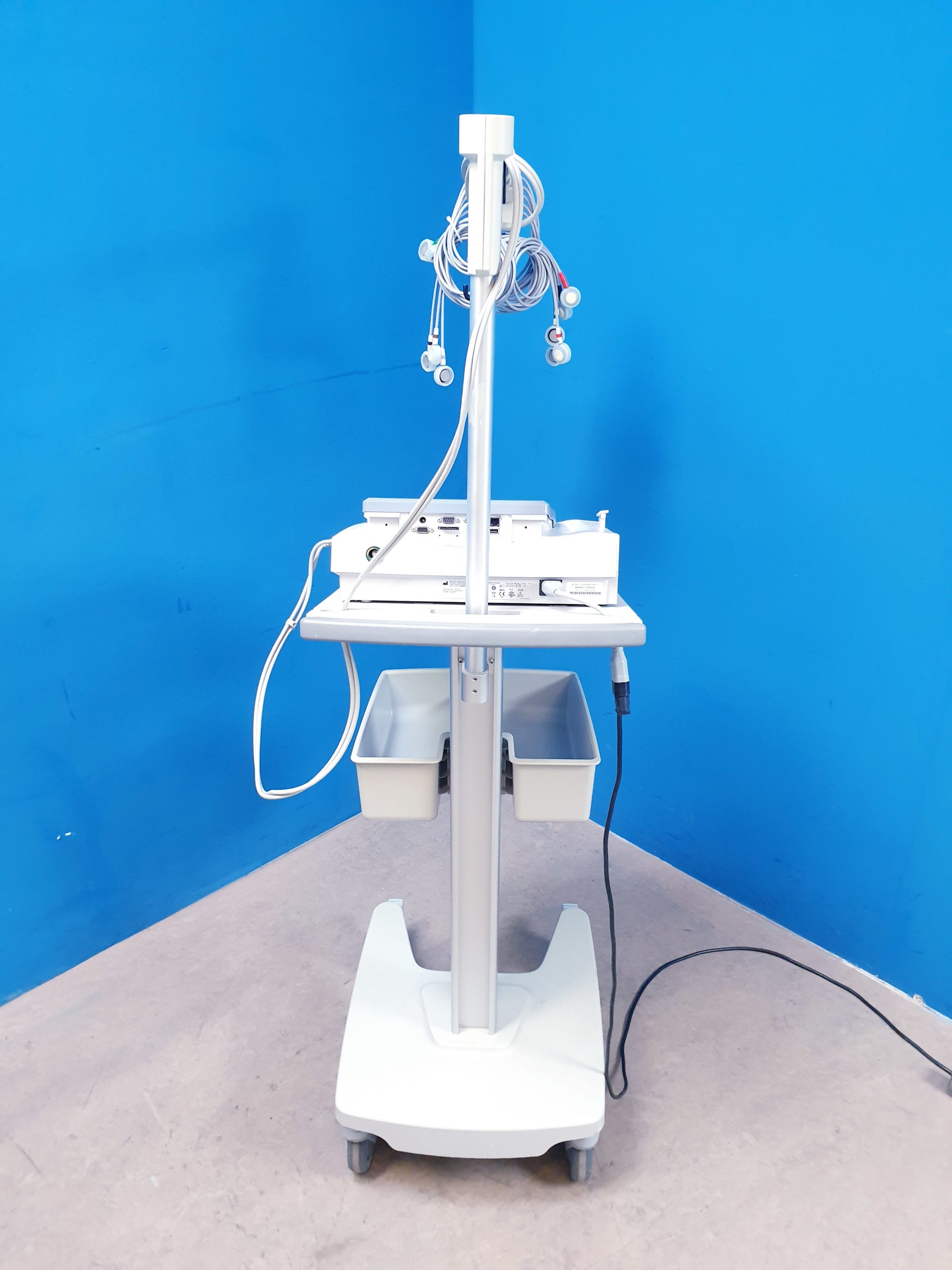 Ge Mac 1600 EKG Gerät mit Gerätewagen mit Kabelarmhalterung – Bild 8