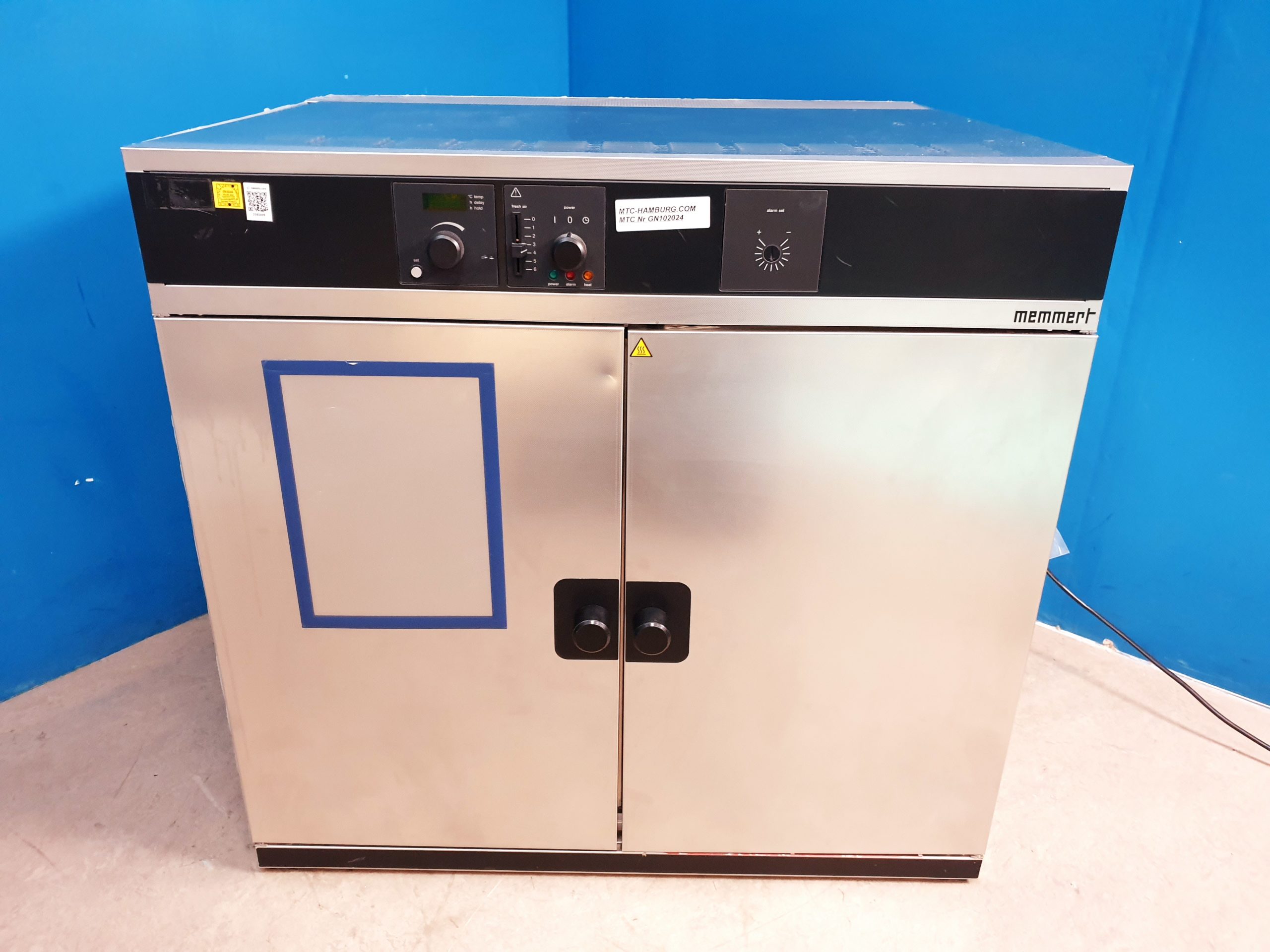 Memmert UNP 600 Incubator Wärmeschrank 250°C 256L Volumen