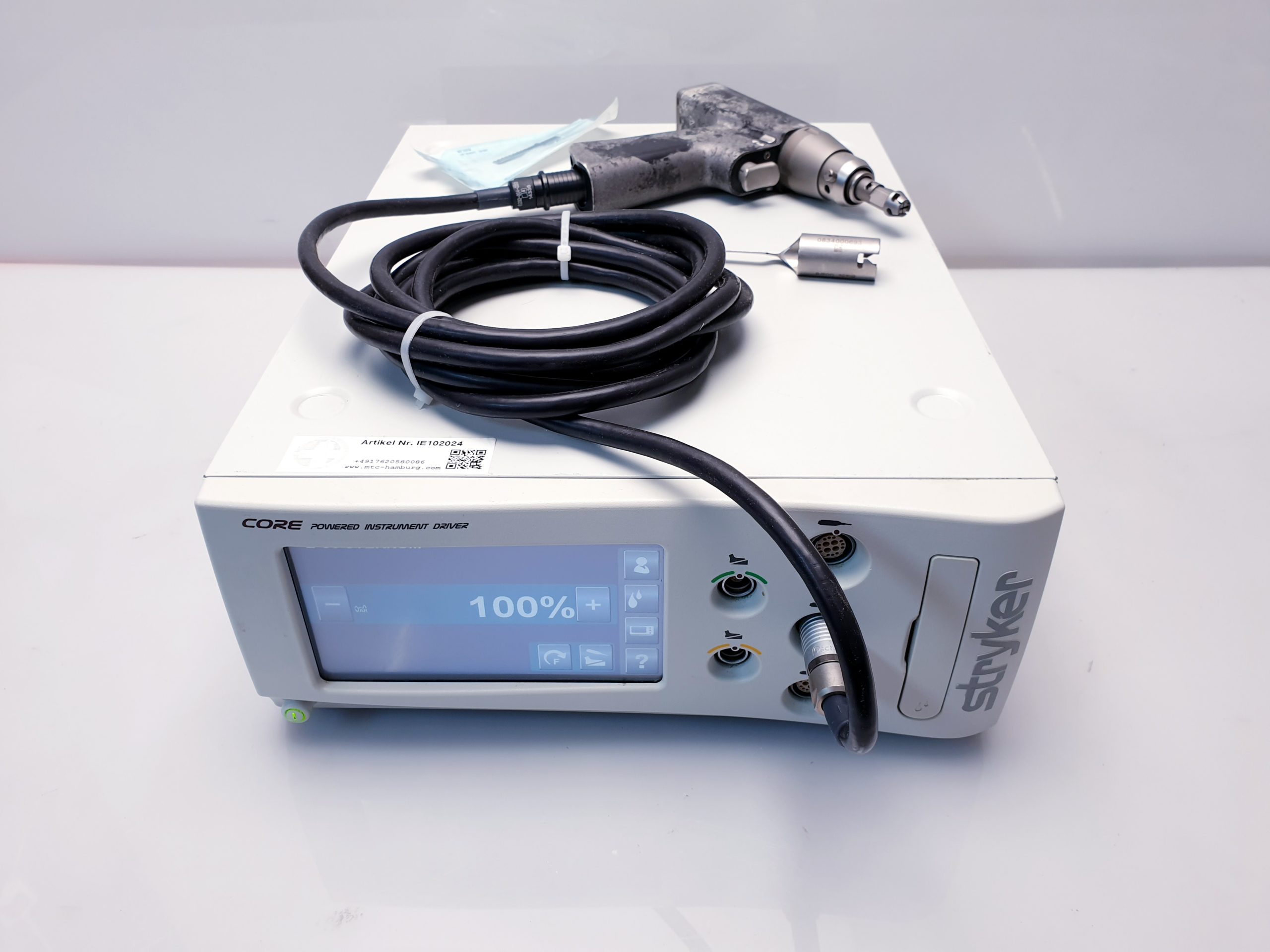 Stryker Core Powered Instrument Driver 5400-050-000 mit handstück und einer stryker pistole