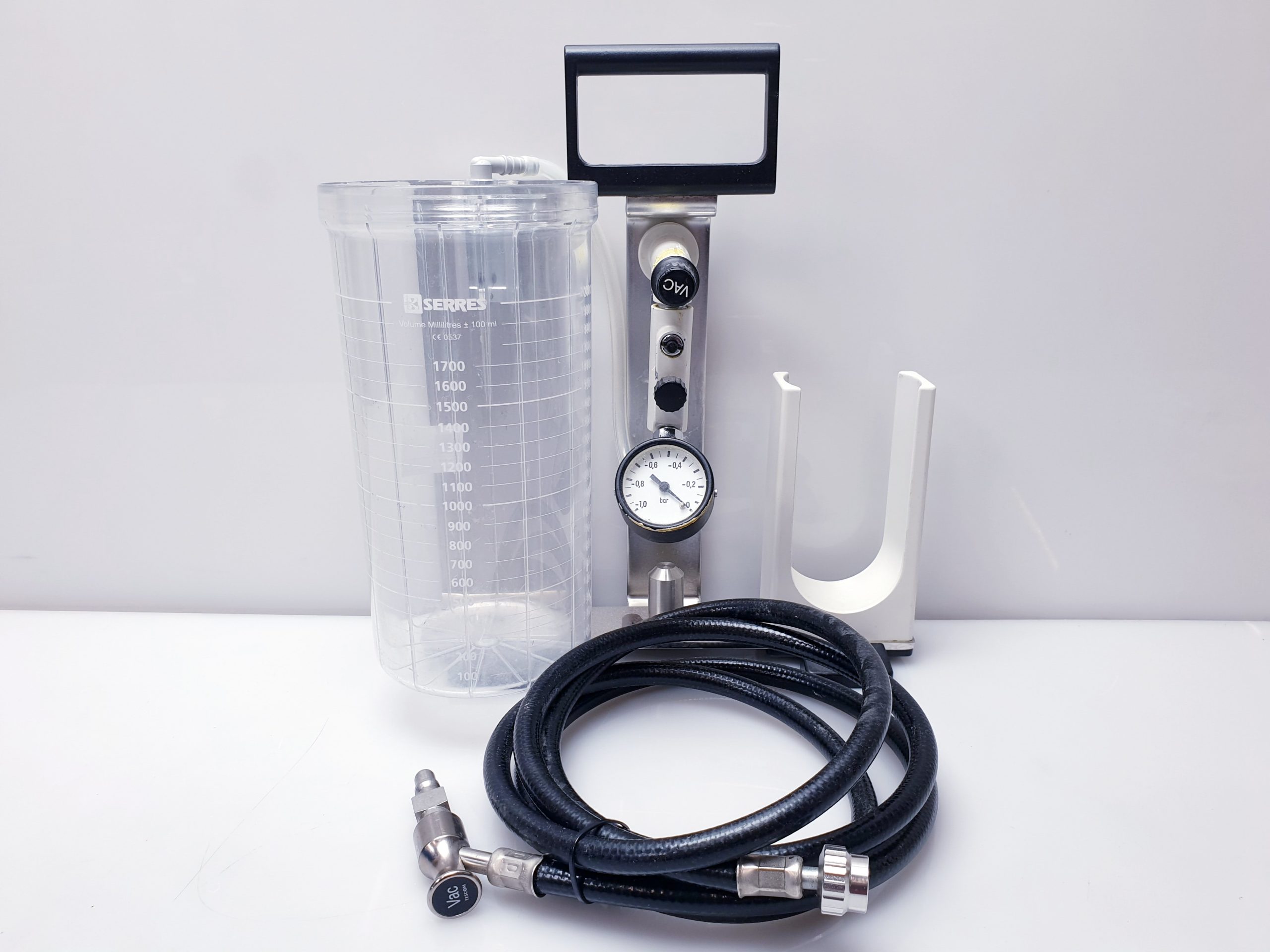 Dräger – VAC Absaugung für Narkosegerät mit Messbecher