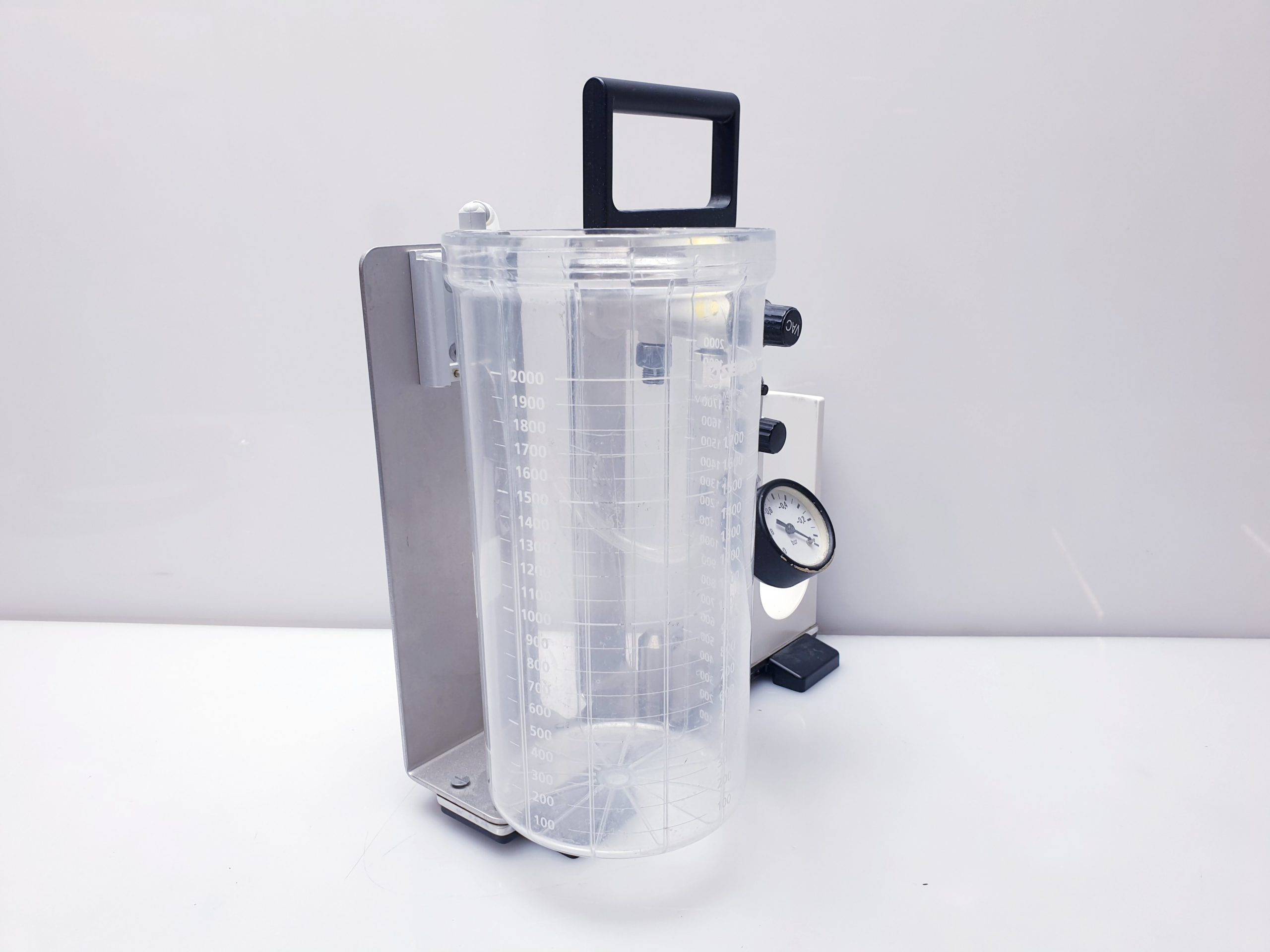 Dräger – VAC Absaugung für Narkosegerät mit Messbecher – Bild 6