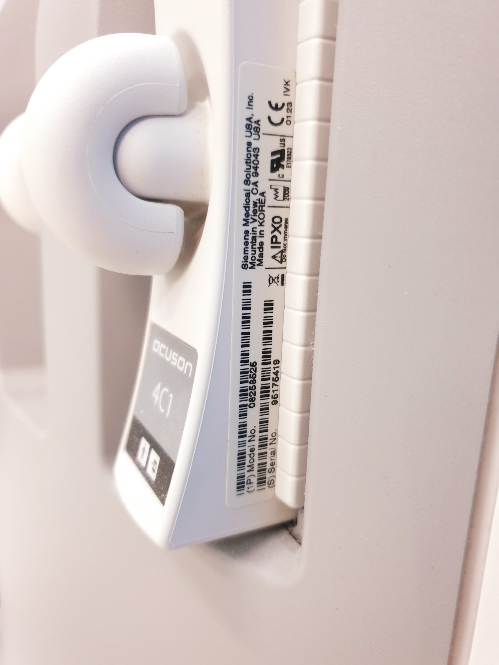 Siemens Acuson S2000 Baujahr 2011 mit drei Sonden Acuson 9L4, Acuson 4V1c, Acuson 4C1, – Bild 7