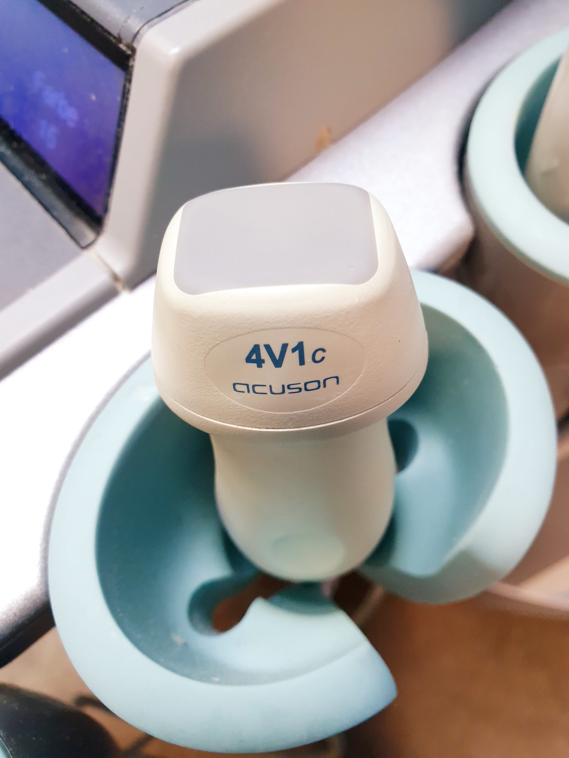 Siemens Acuson S2000 Baujahr 2011 mit drei Sonden Acuson 9L4, Acuson 4V1c, Acuson 4C1, – Bild 14