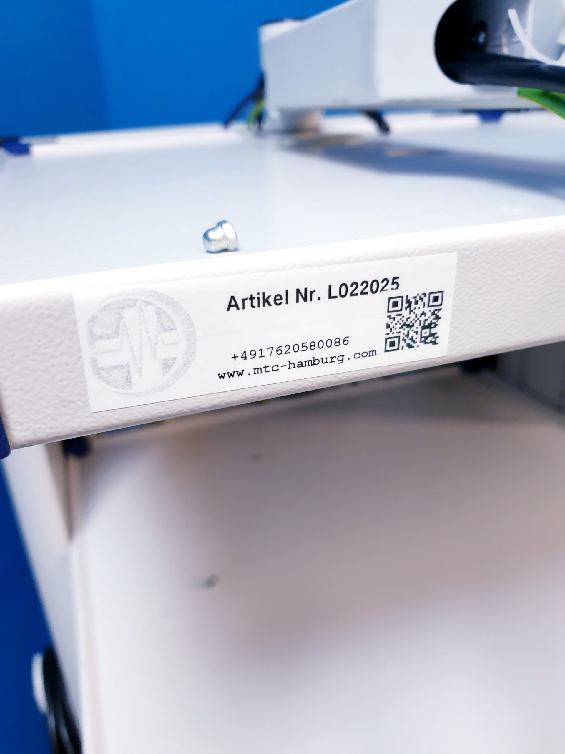 Arthrex Gerätewagen - Rollbar mit Monitorhalter – Bild 2