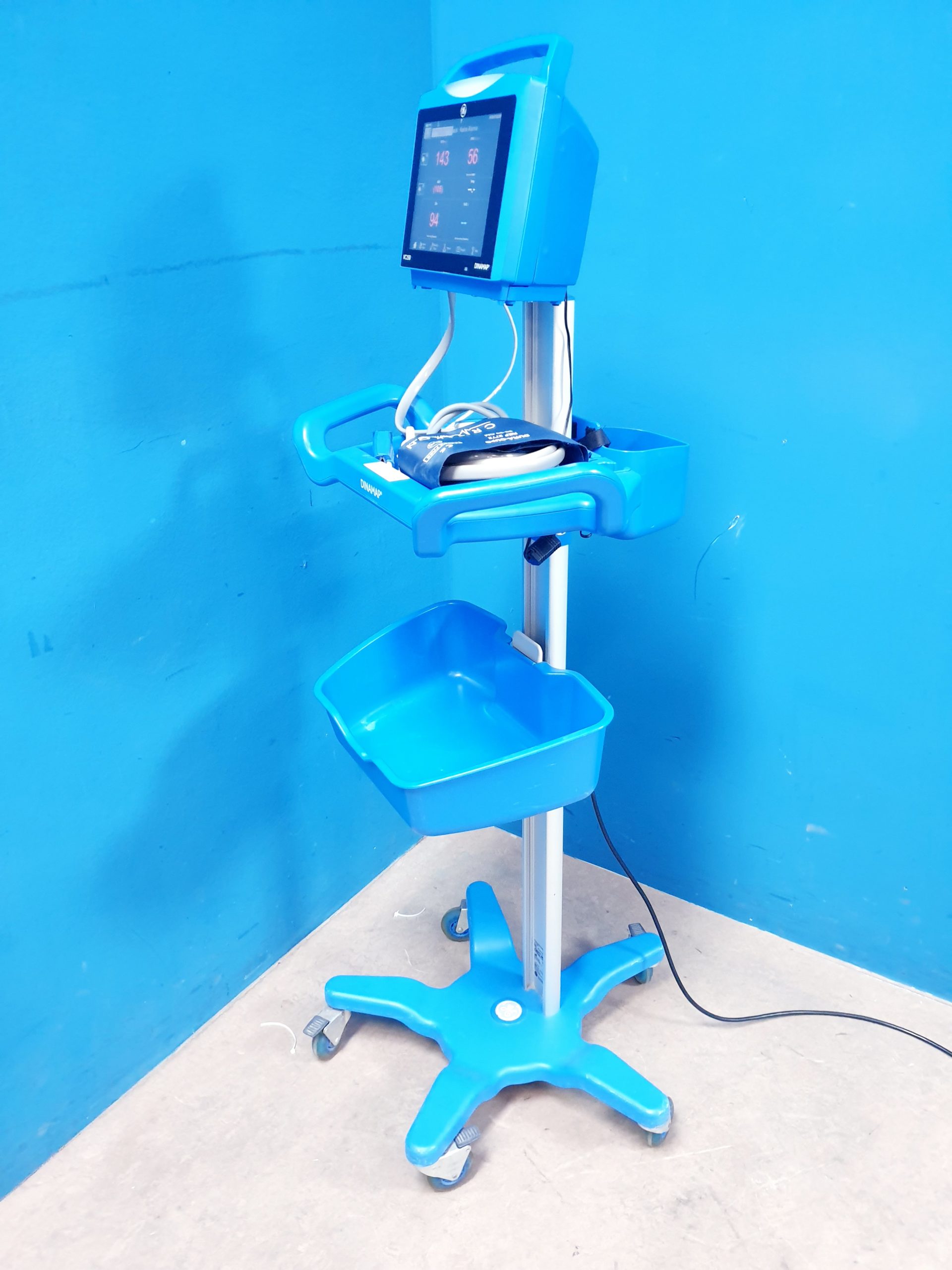 GE Carescape VC150 SpO2 + NiBp Vitaldatenmonitor mit Gerätewagen – Bild 7