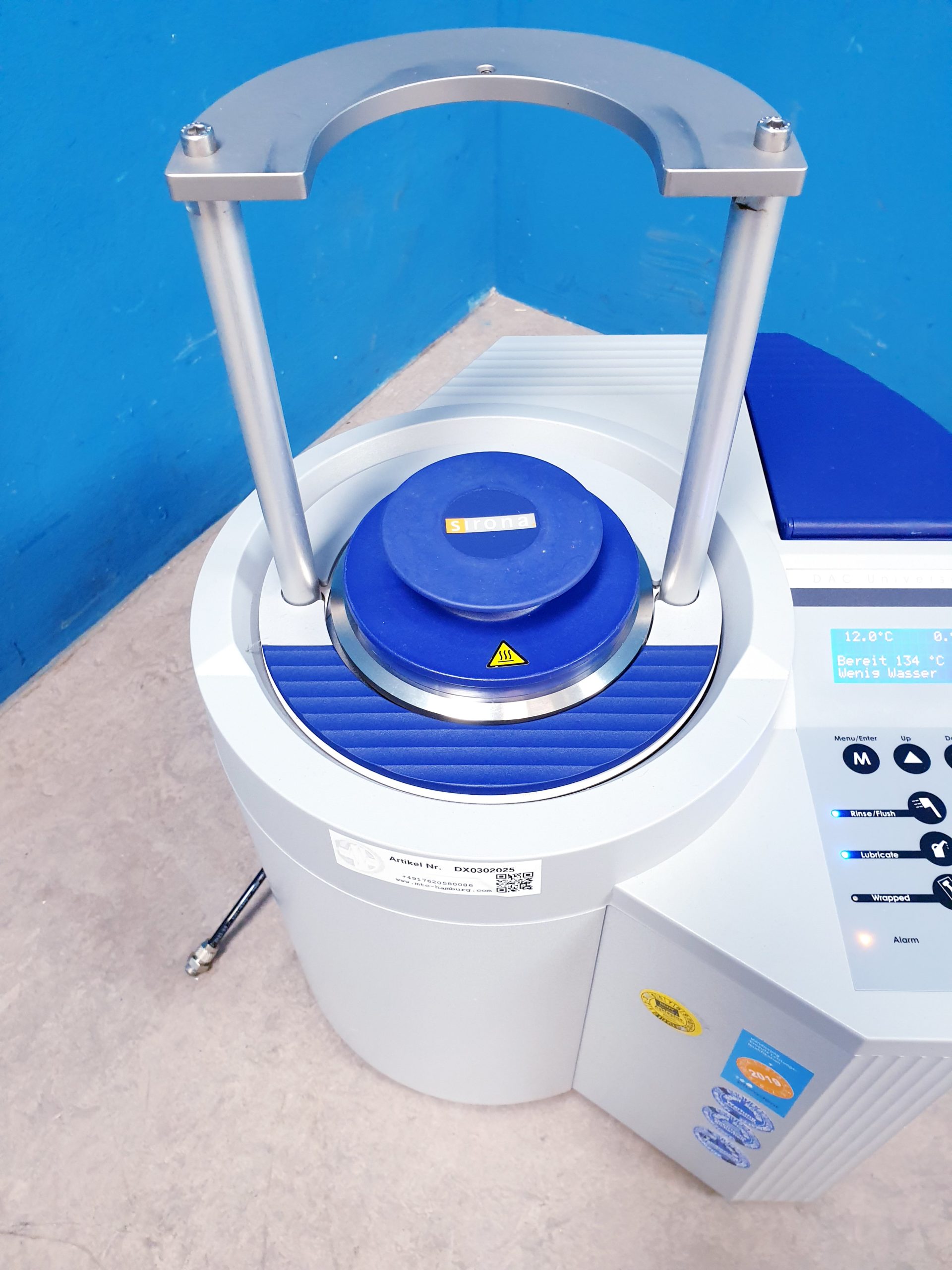 Sirona DAC Universal Sterilisator Instrumentenhygiene für Winkelstücke – Bild 6