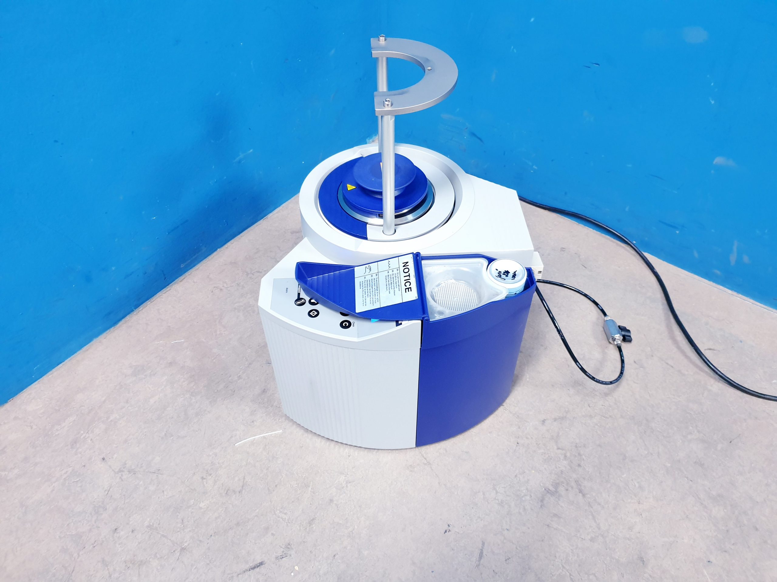 Sirona DAC Universal Sterilisator Instrumentenhygiene für Winkelstücke – Bild 11