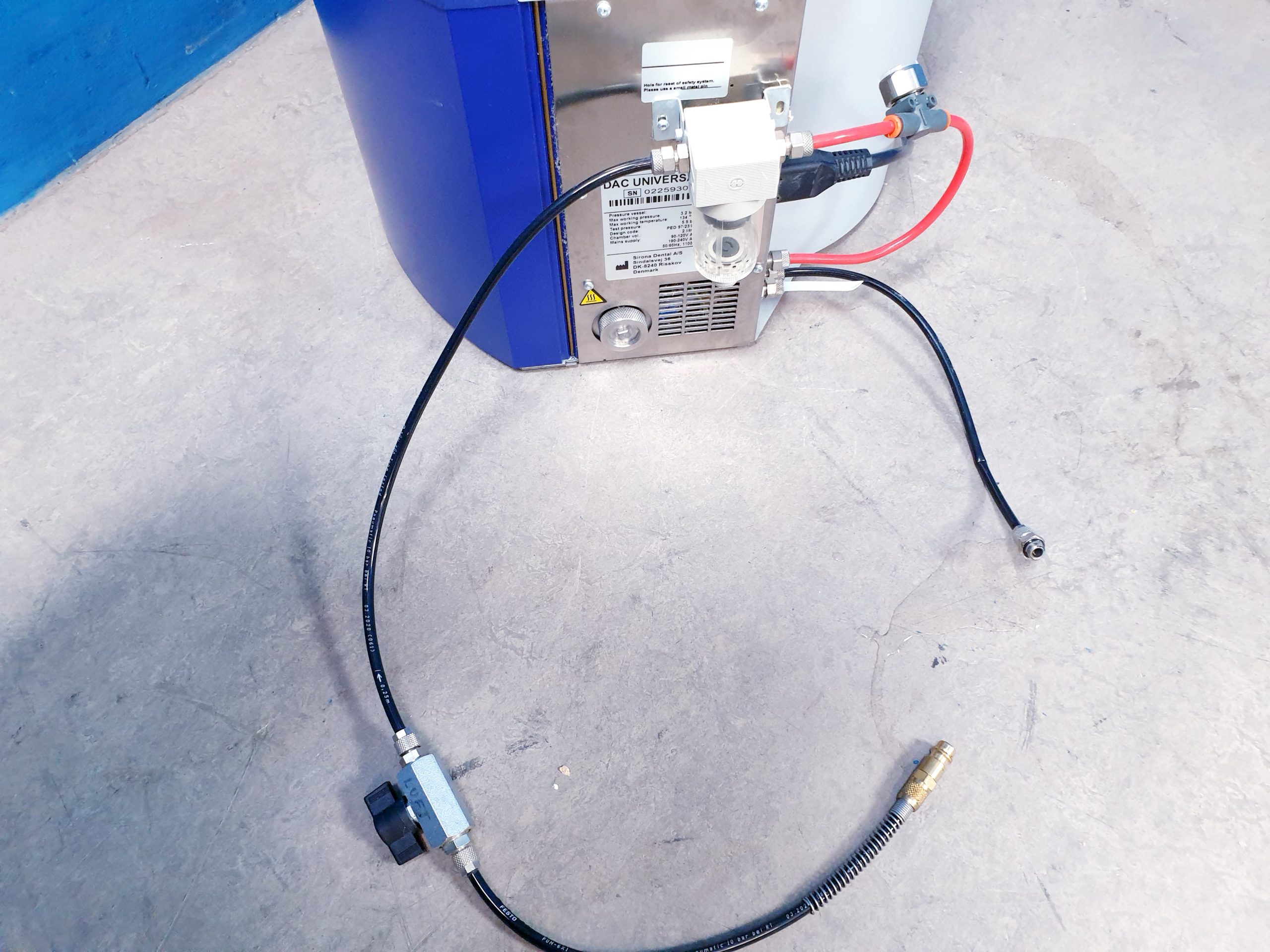 Sirona DAC Universal Sterilisator Instrumentenhygiene für Winkelstücke – Bild 19