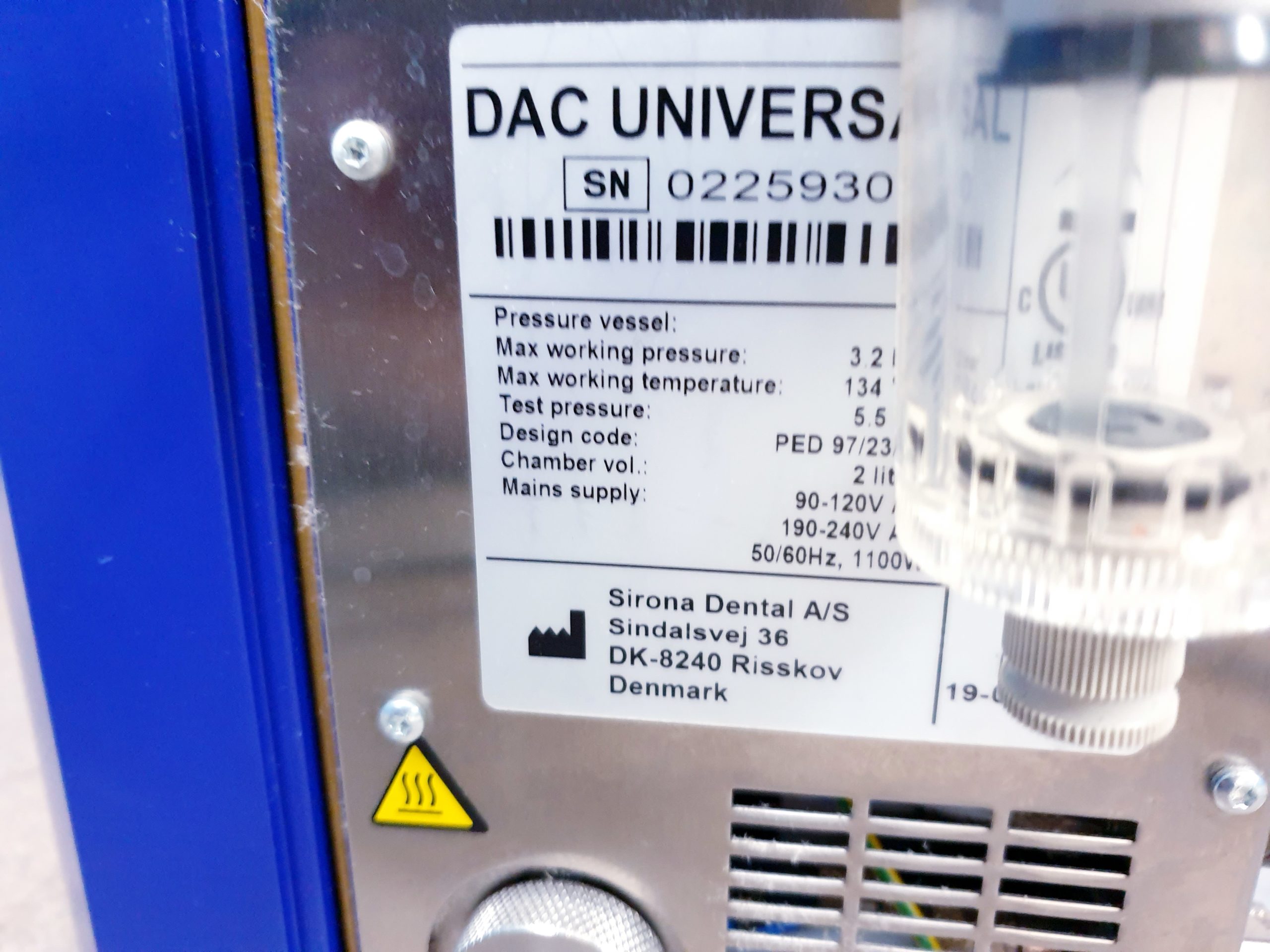 Sirona DAC Universal Sterilisator Instrumentenhygiene für Winkelstücke – Bild 22