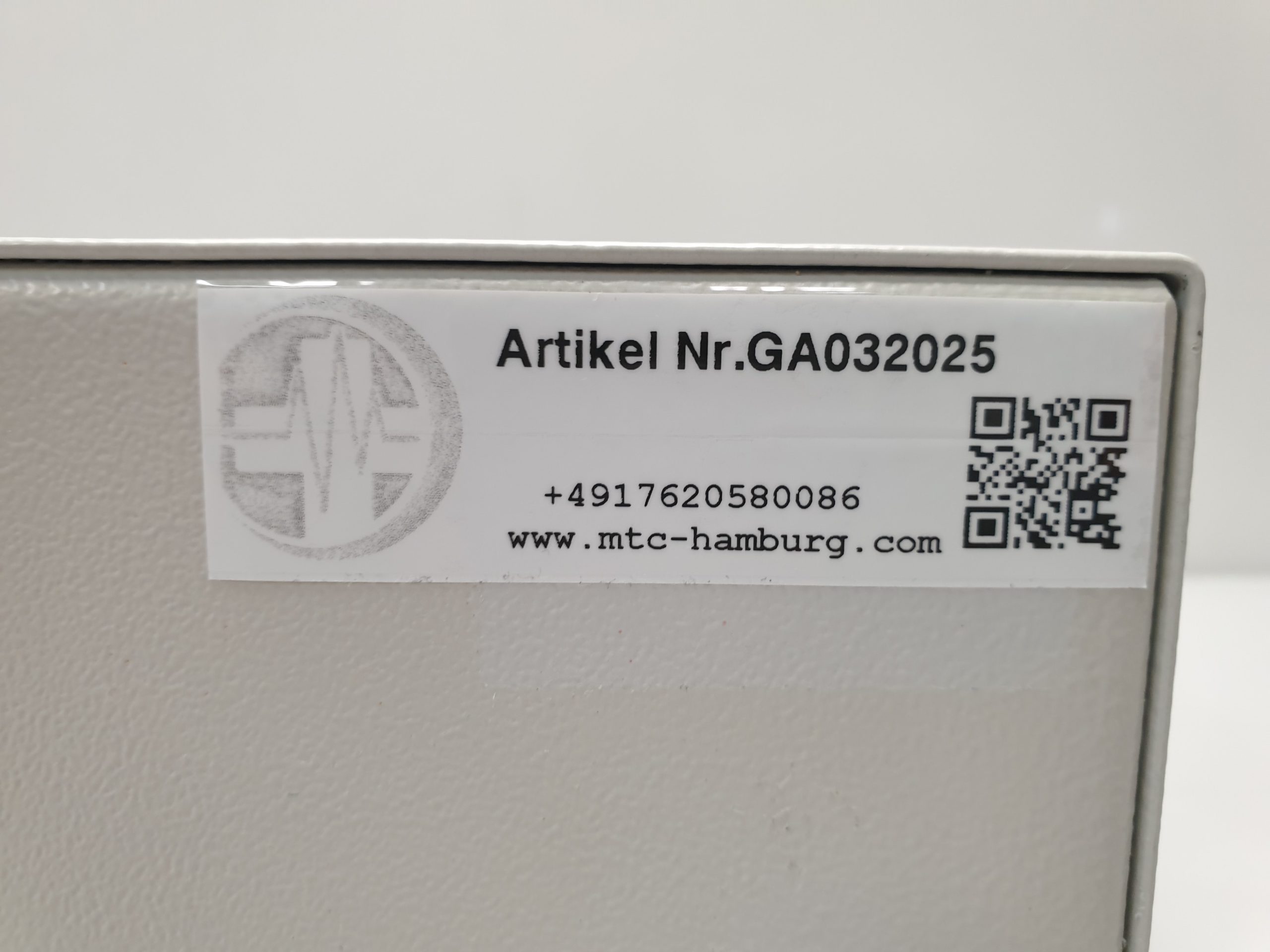 DeMeTec IPs-1400r3-8k 1450VA Trennstransformator - Trenntrafo – Bild 2