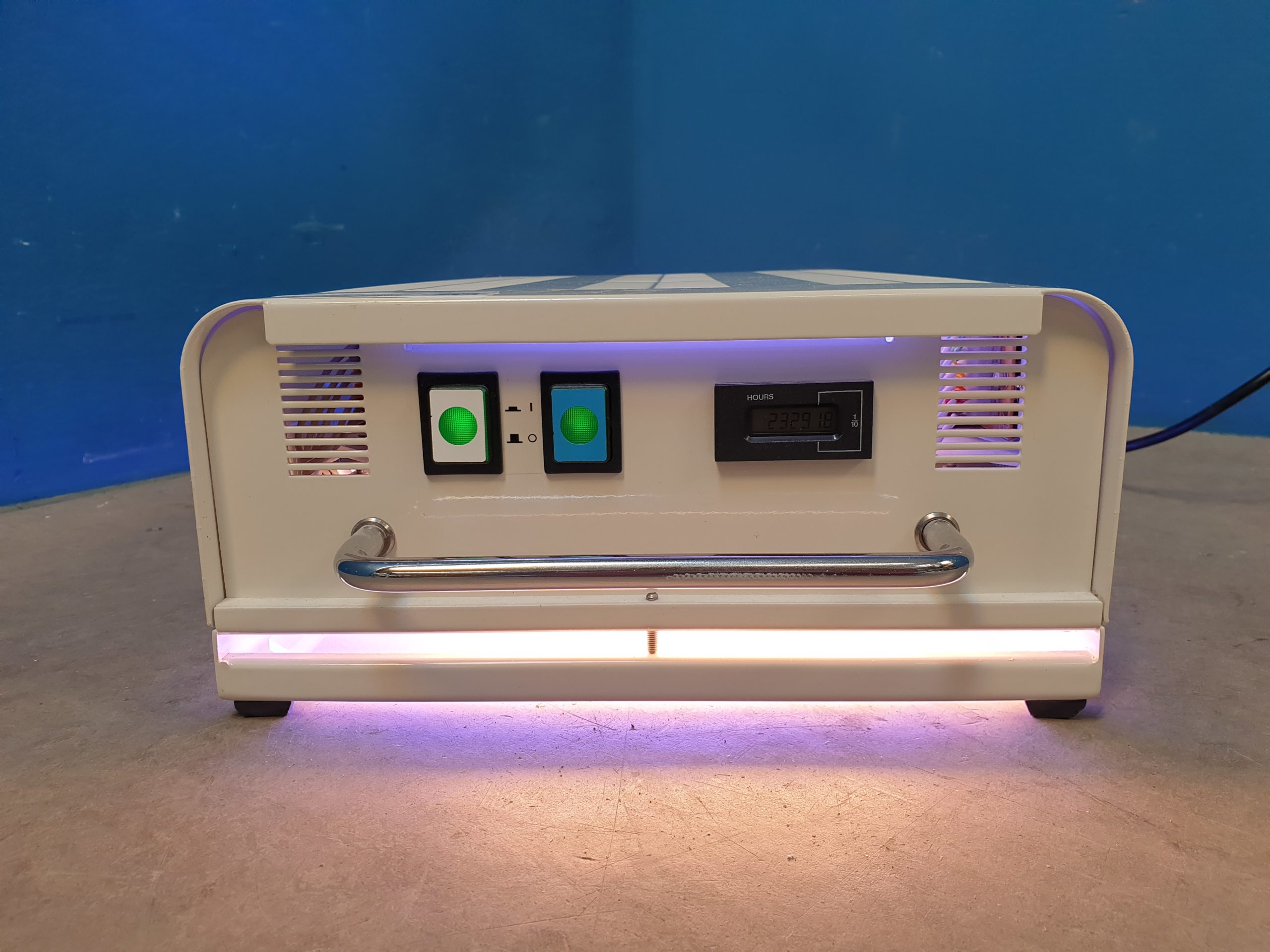 Dräger Photo-Therapy 4000 Neonatal Photo-therapy Unit – Bild 3