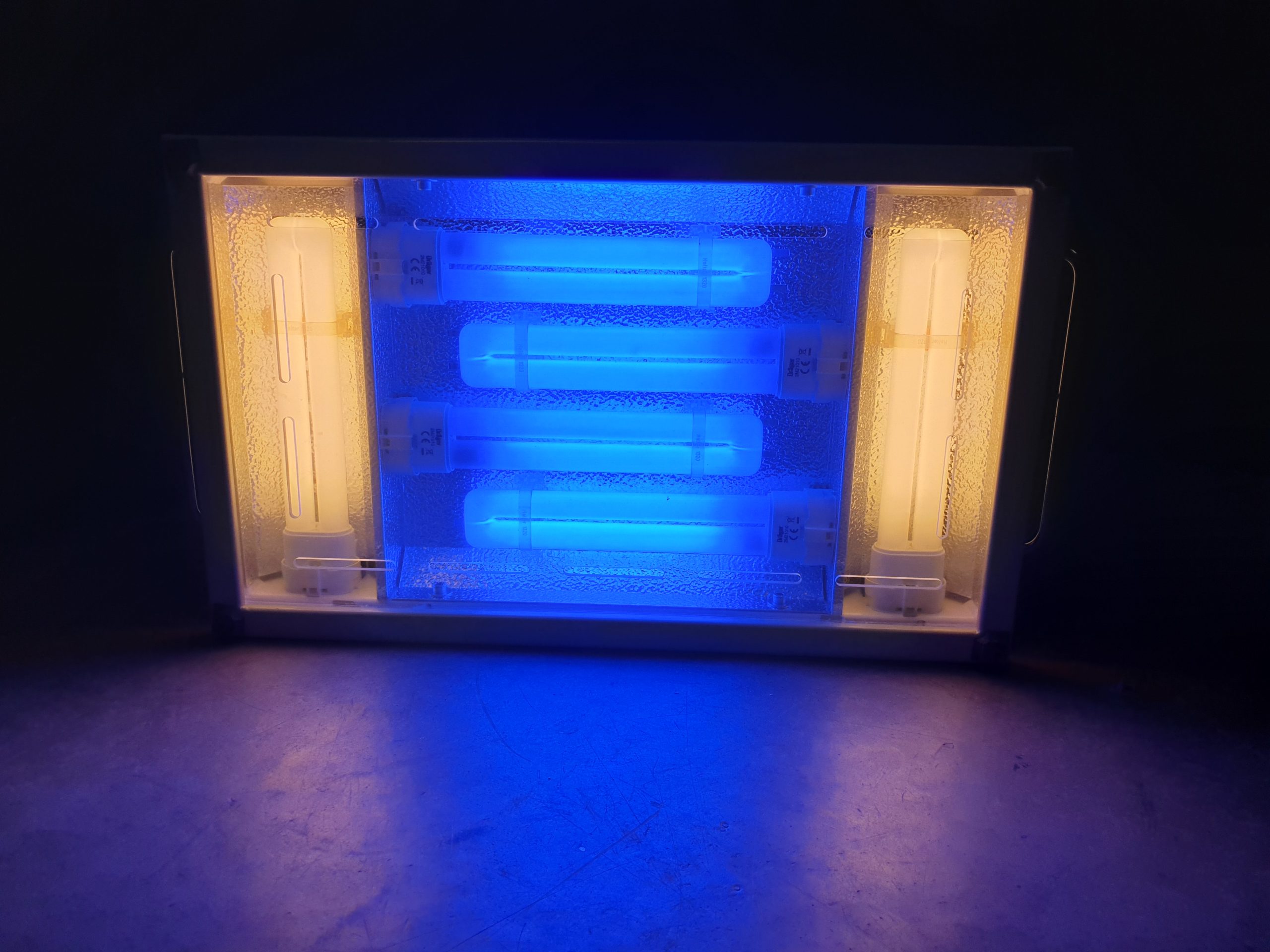 Dräger Photo-Therapy 4000 Neonatal Photo-therapy Unit – Bild 10