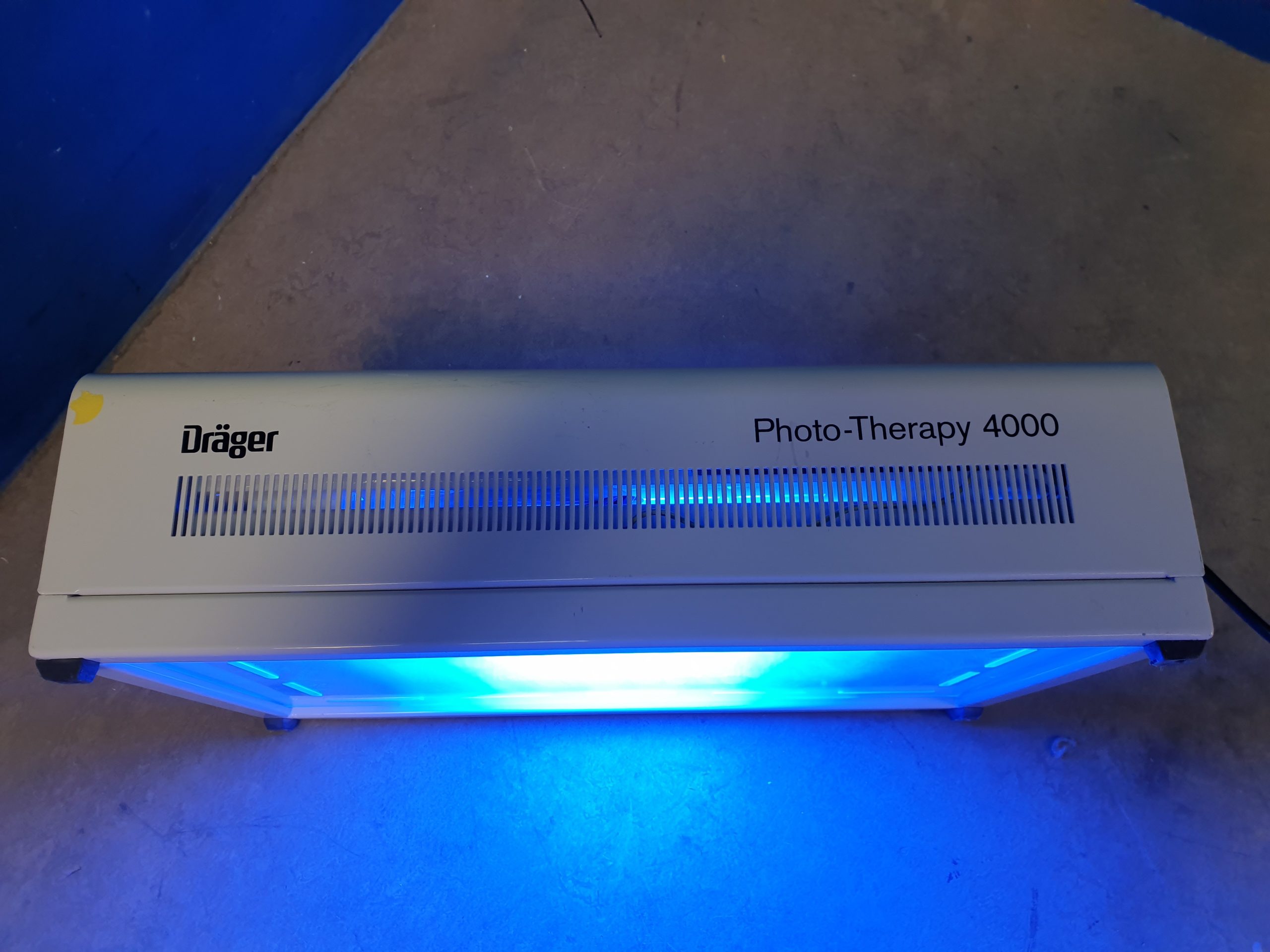 Dräger Photo-Therapy 4000 Neonatal Photo-therapy Unit – Bild 13