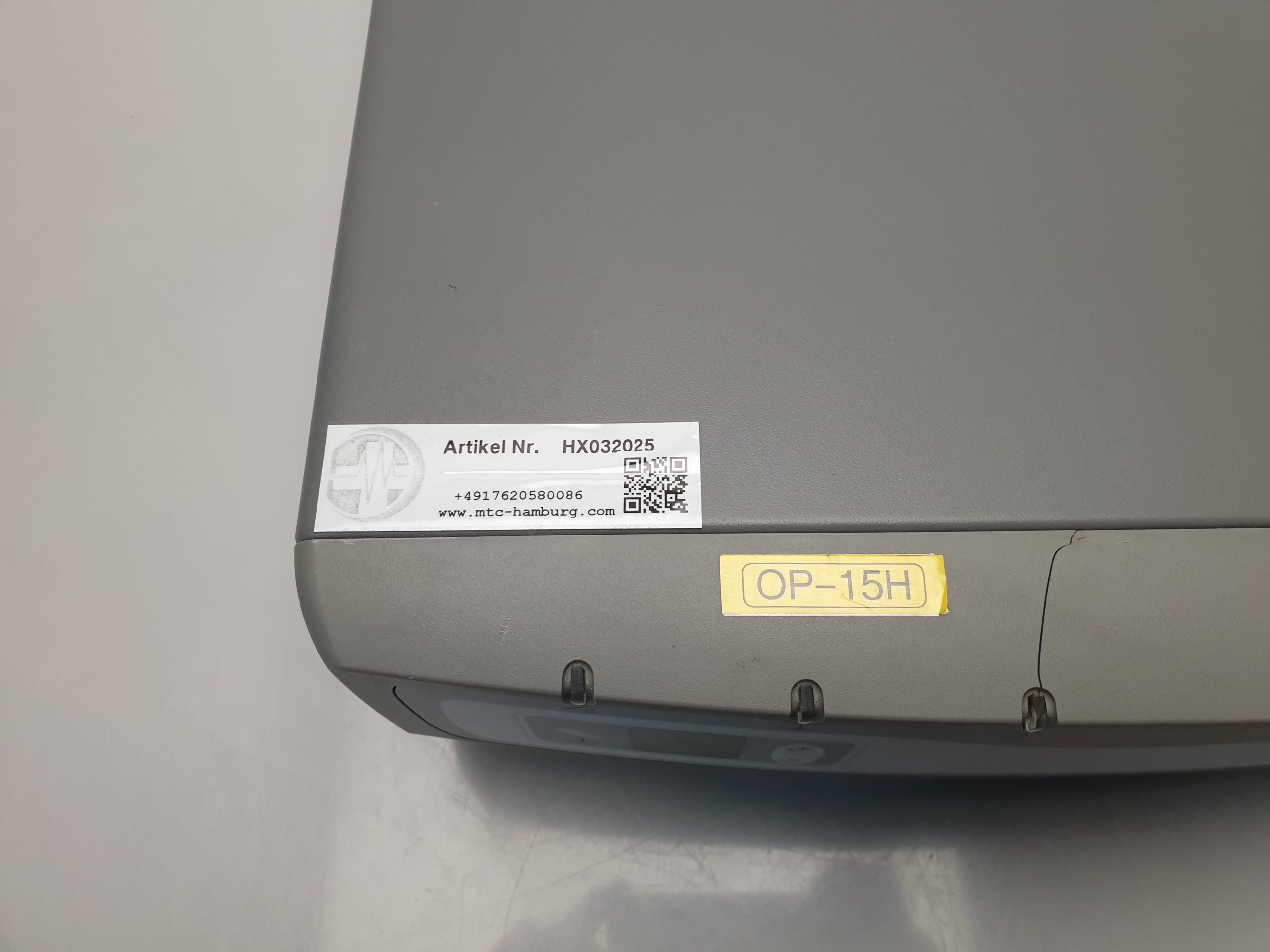 Atlas Arthrocare RF11000 Arthroscopy Controller – Bild 2