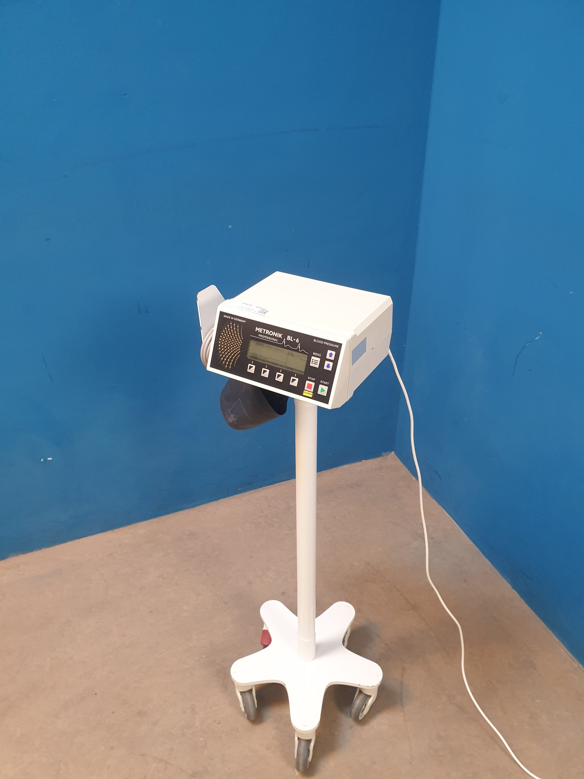 Medtronik Blutdruck-Monitor BL-6 für Ergometrie – Bild 6