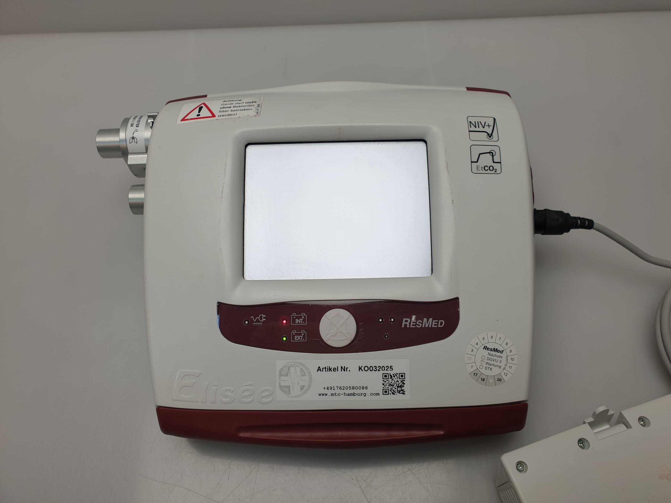 Resmed Elisée™ 250 IPPV ICU Notfall Beatmungsgerät – Bild 5