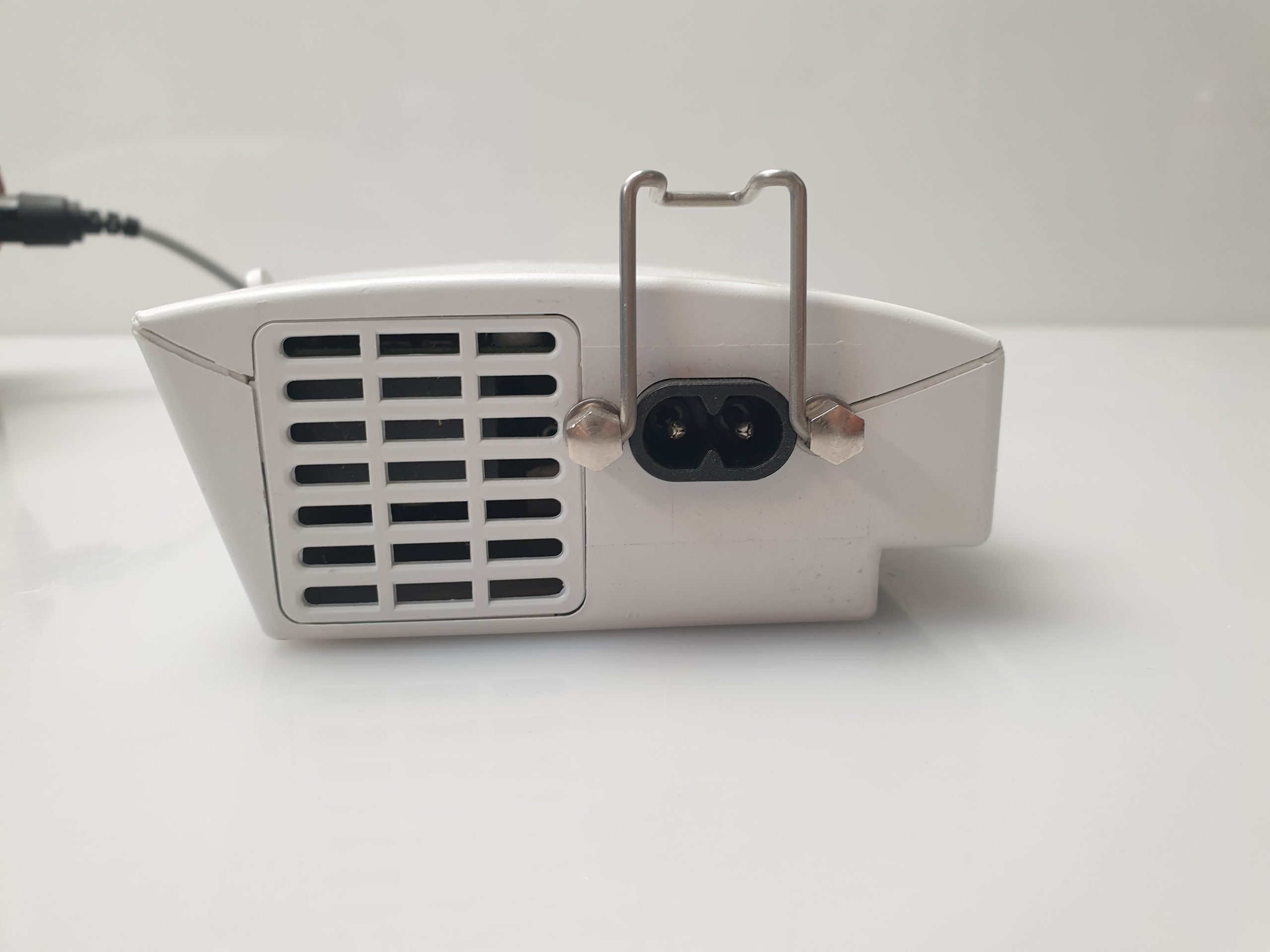 Resmed Elisée™ 250 IPPV ICU Notfall Beatmungsgerät – Bild 9