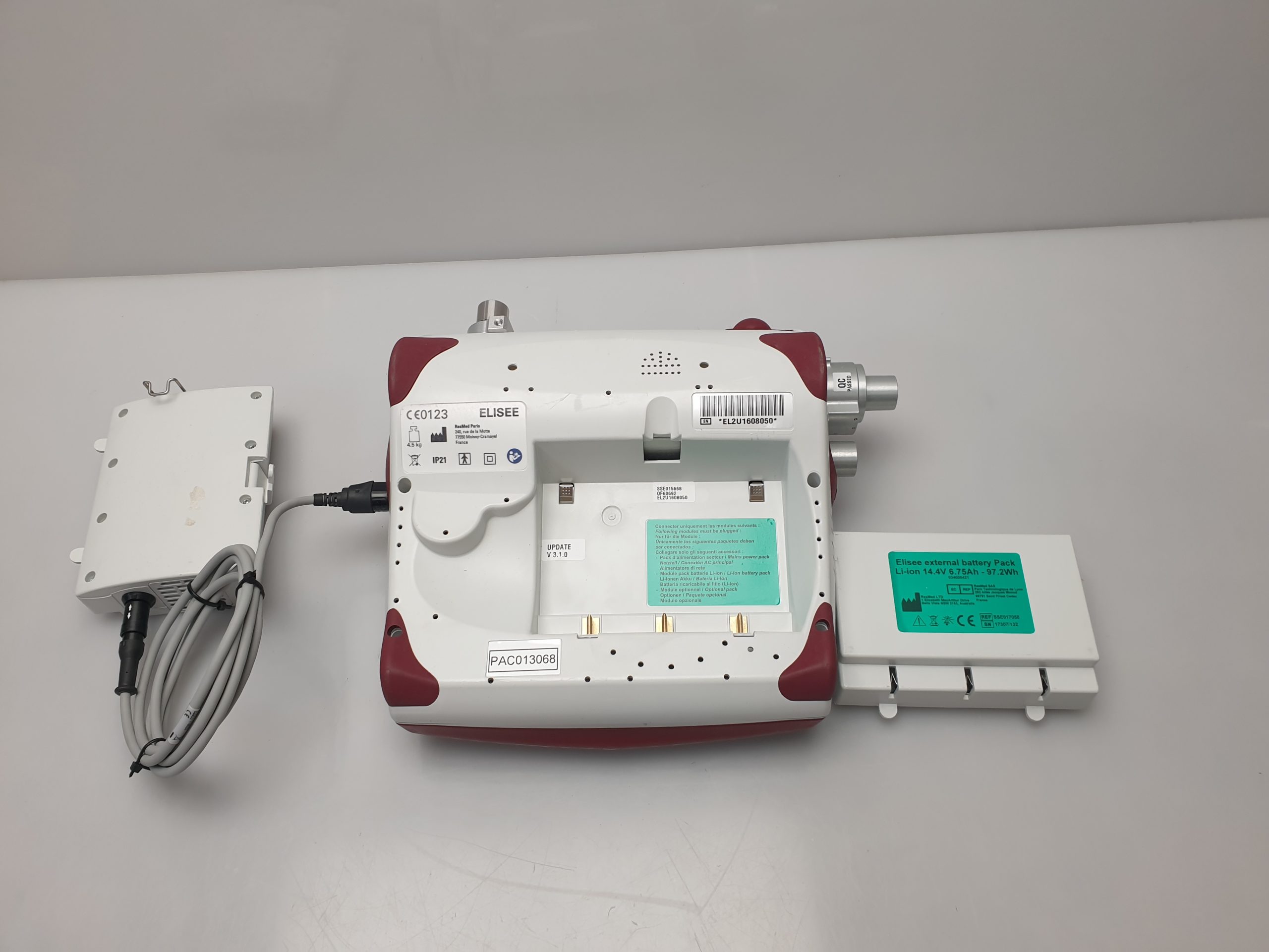 Resmed Elisée™ 250 IPPV ICU Notfall Beatmungsgerät – Bild 15