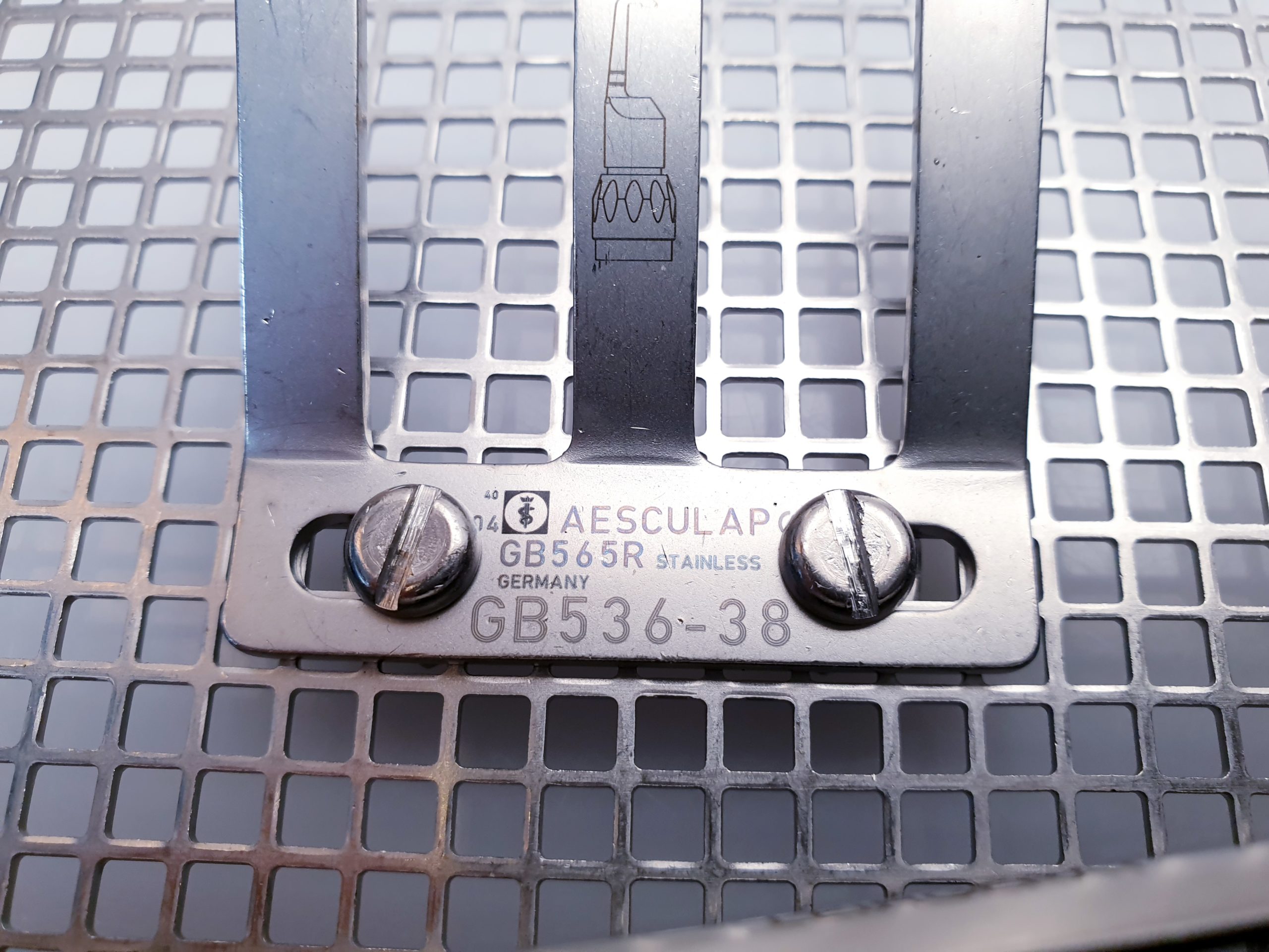 Aesculap Instrumenten korb mit Aesculap GB534R GB520R GB740R GB538R GB537R ATS0802 GA520R GB533R GA513R – Bild 20