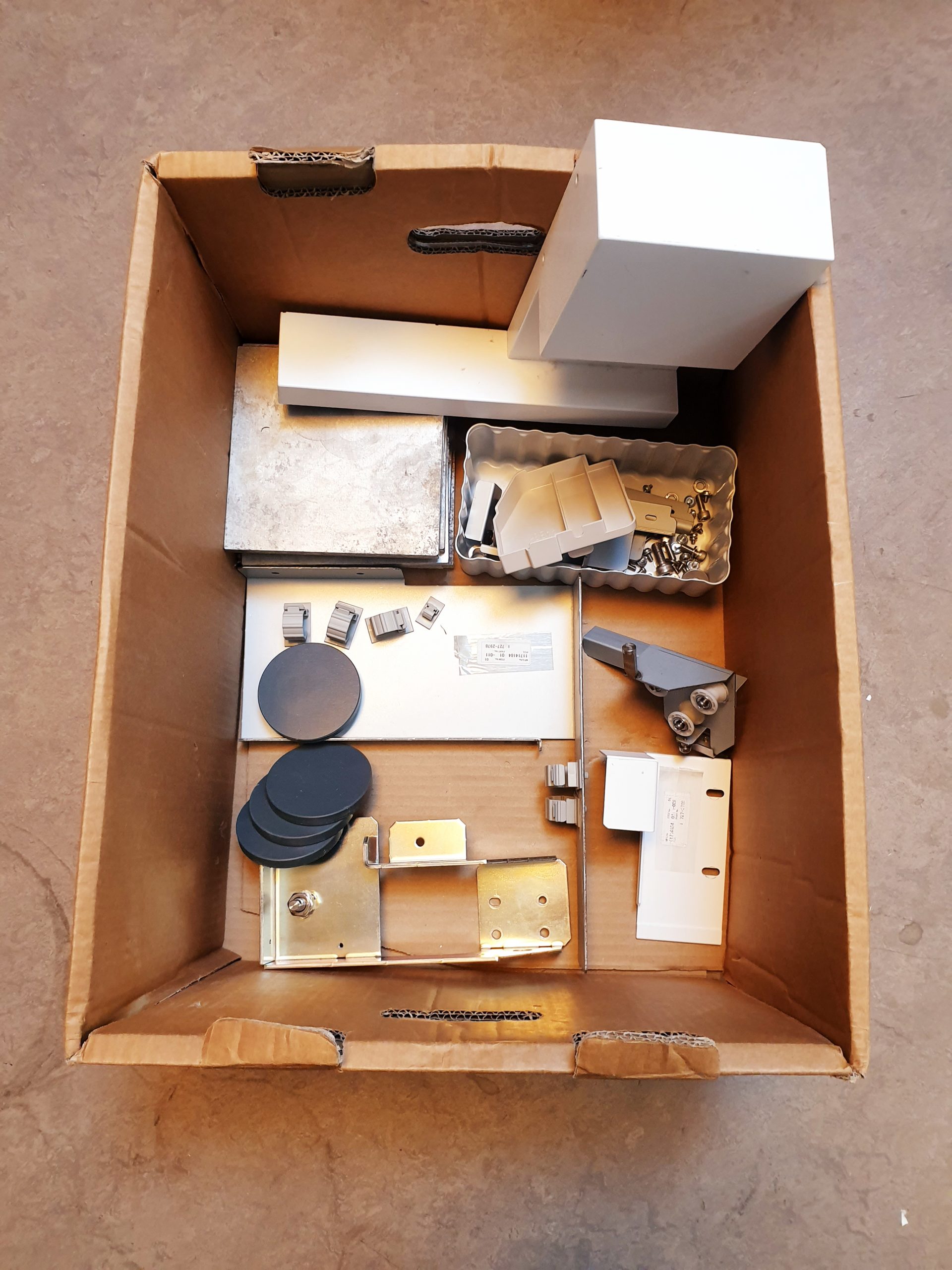 Roche Cobas 6000 Chemieanalysator mit cobas 501s c E Extension Iwaki magnet pump – Bild 12