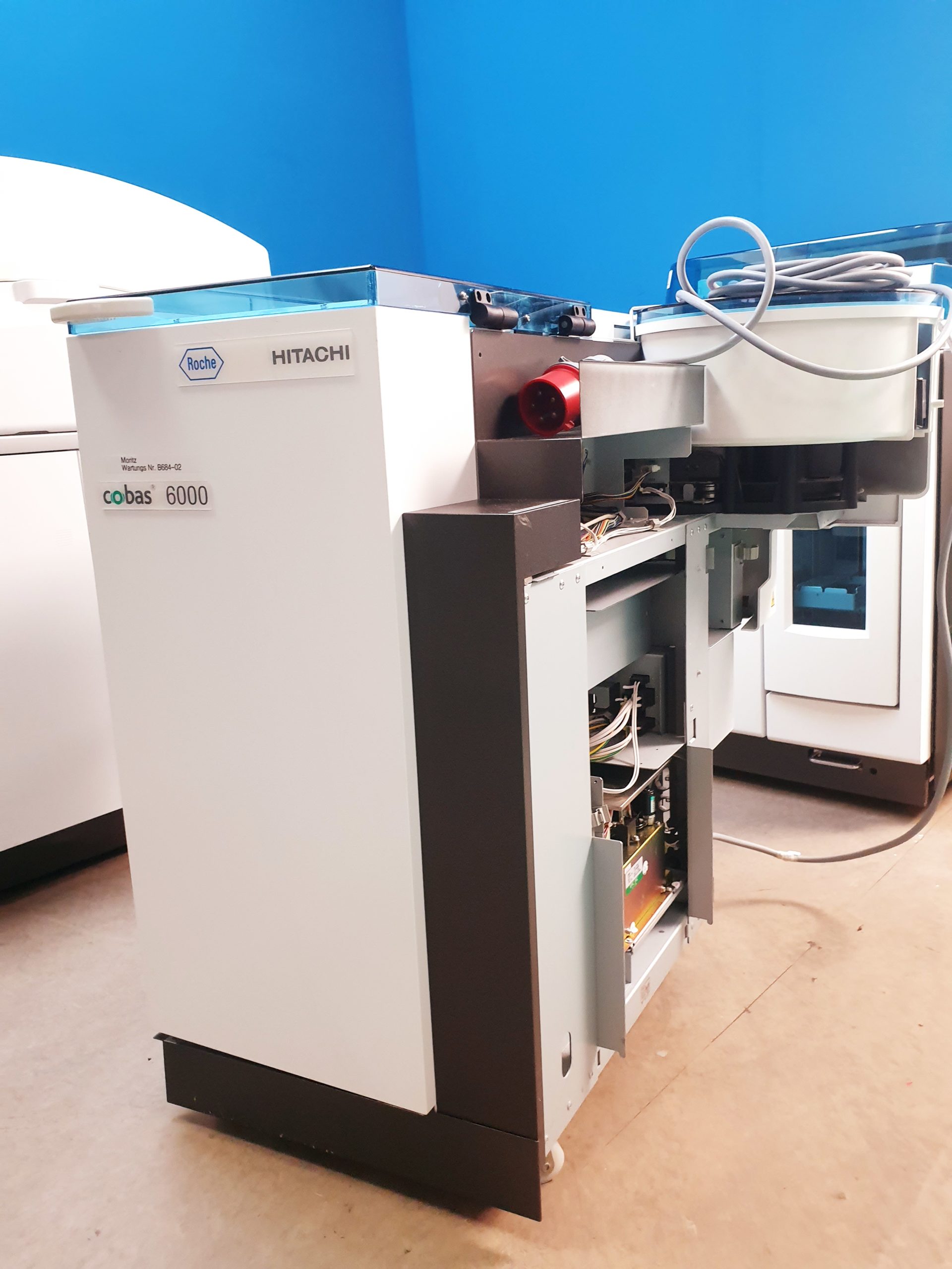 Roche Cobas 6000 Chemieanalysator mit cobas 501s c E Extension Iwaki magnet pump – Bild 19
