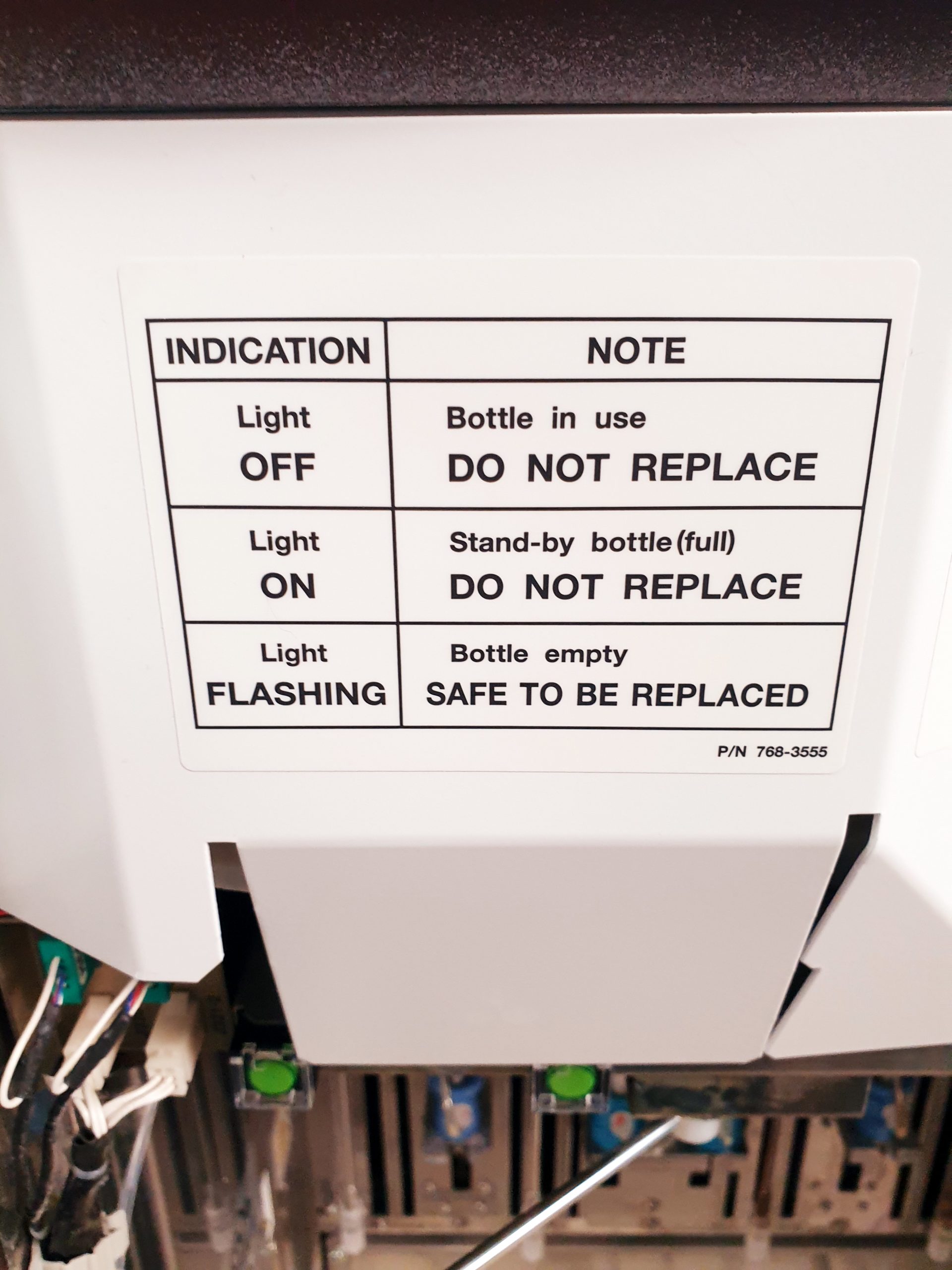 Roche Cobas 6000 Chemieanalysator mit cobas 501s c E Extension Iwaki magnet pump – Bild 38
