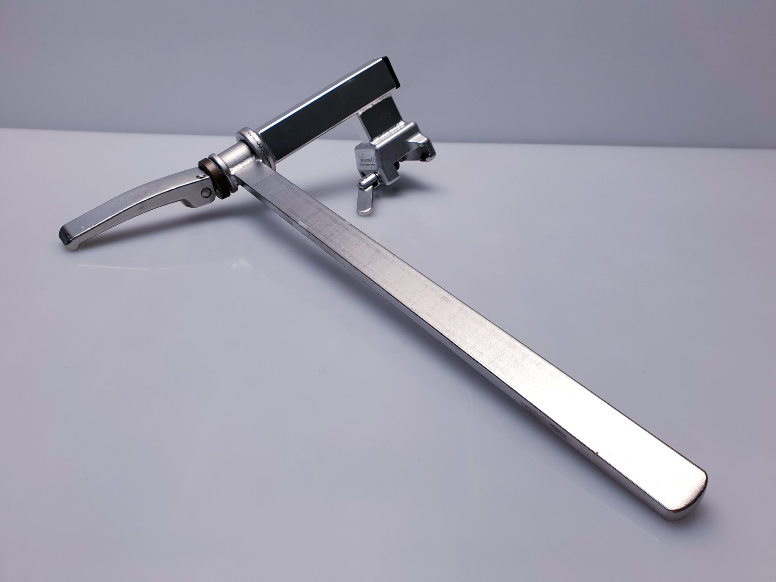 Maquet 1001.44 – Normschinenhalter – Halter für Normschienen – Bild 4