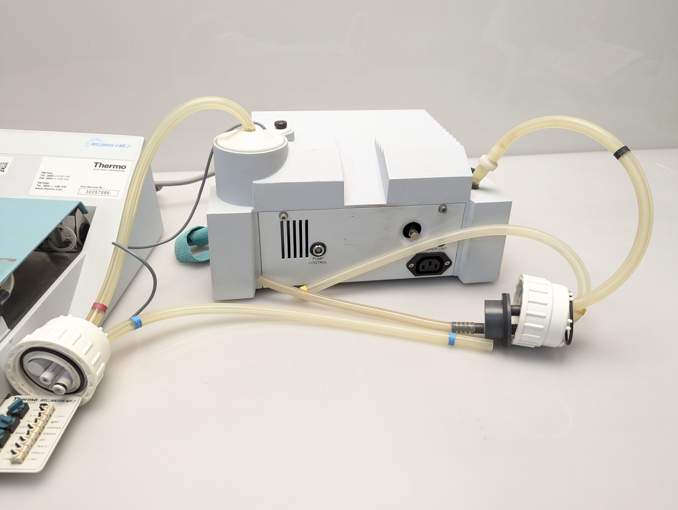 Thermo Fischer - Wellwash 4 Mk2 Microplate Washer – Bild 8