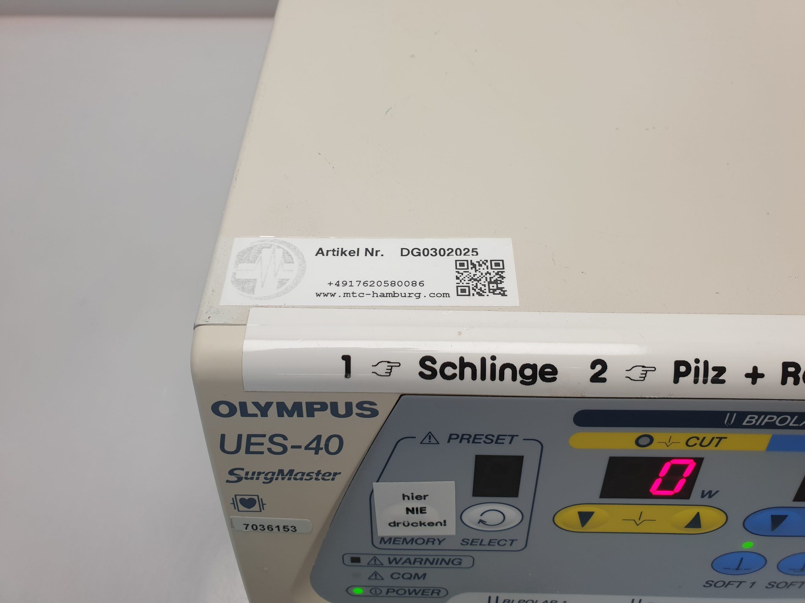 Olympus UES-40 – UES40 UES 40 SurgMaster Electrosurgical Unit – Bipolar Monopolar – Bild 2