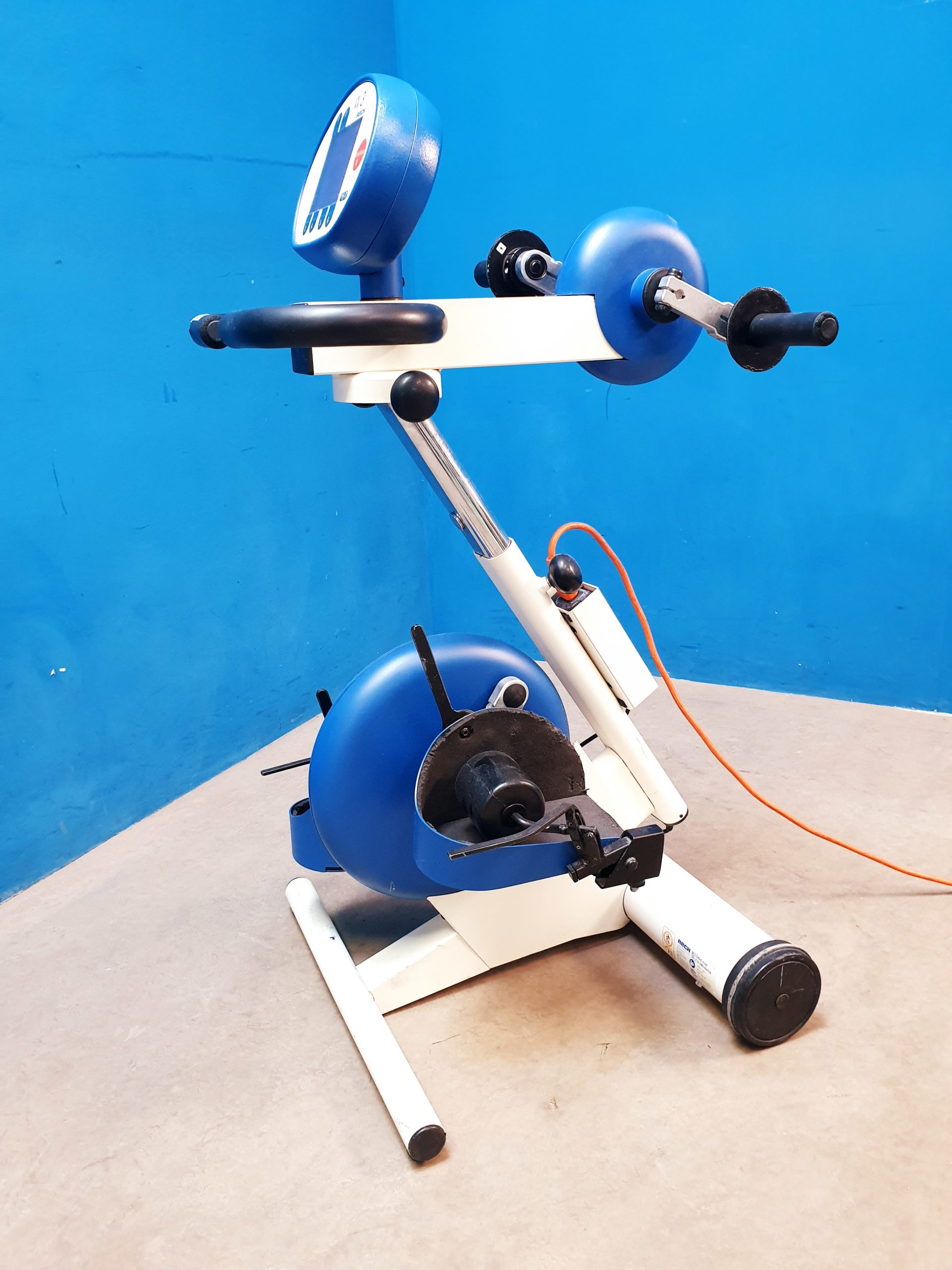 Reck Motomed Viva 2 Light Arm + Beintrainer Therapiegerät Bewegungstrainer – Bild 7