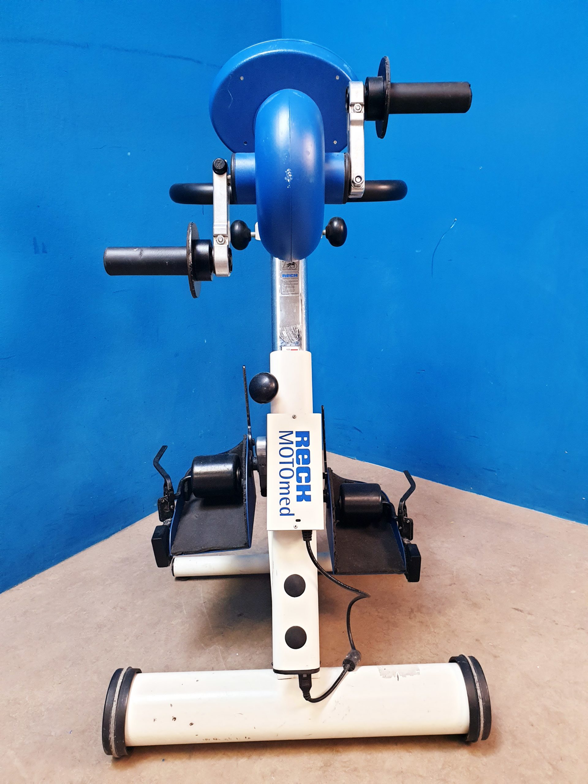 Reck Motomed Viva 2 Light Arm + Beintrainer Therapiegerät Bewegungstrainer – Bild 8