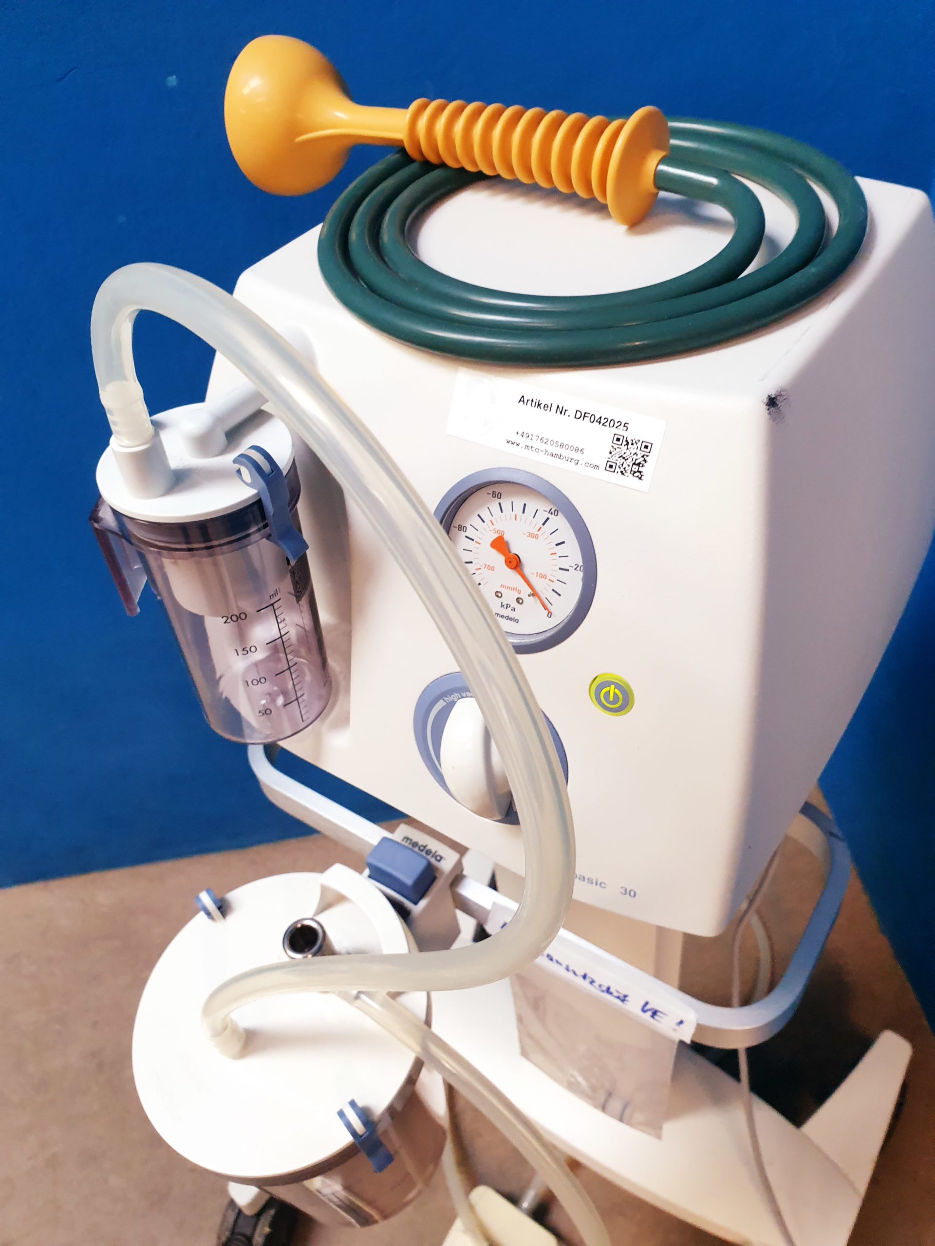 Medela Basic 30 Surgical Aspirator Fahrbar mit Gestell – Bild 3