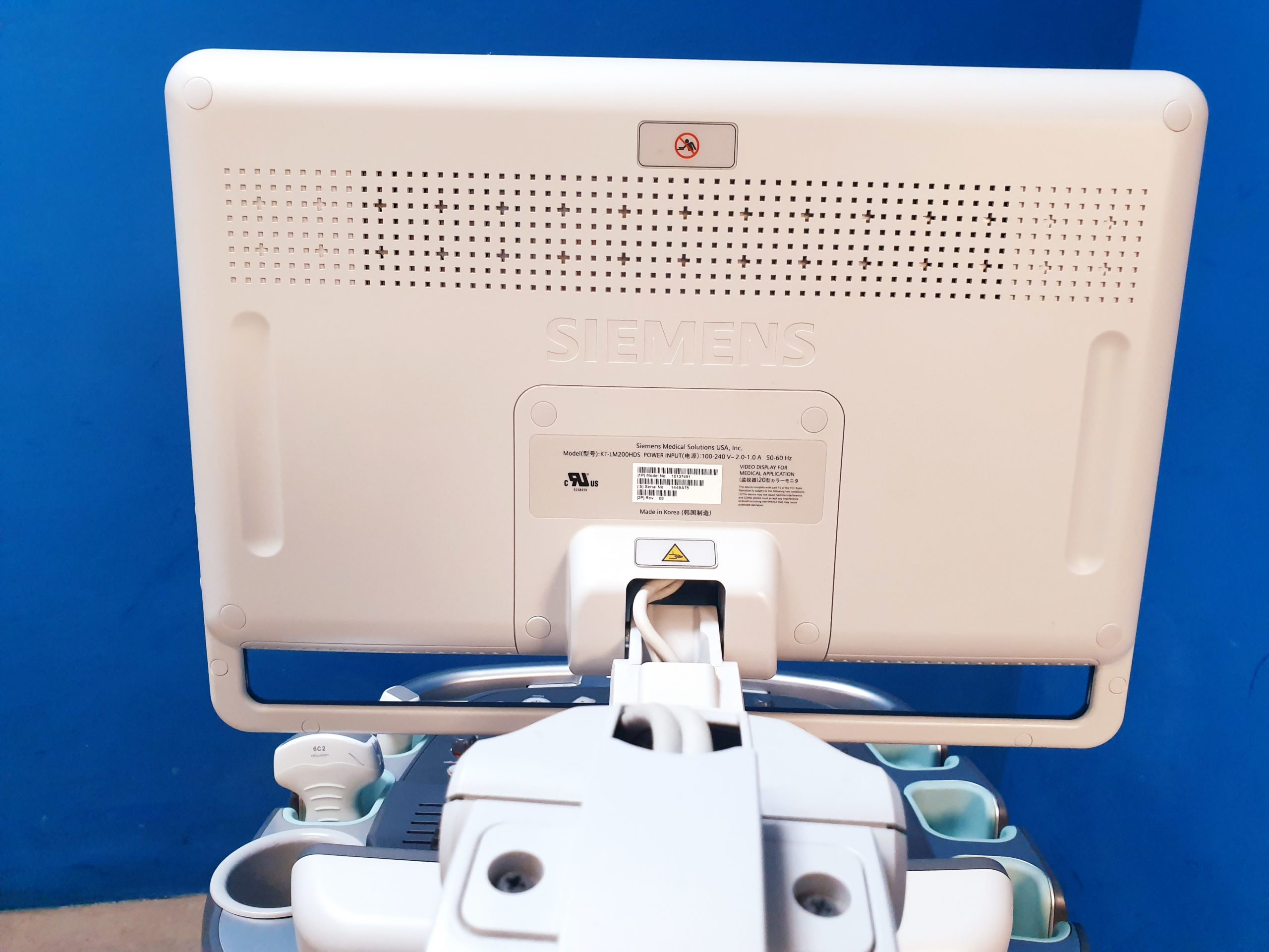 Siemens Acuson X700 Farbdoppler + 6C2 + 4V1c Echo – Bild 14