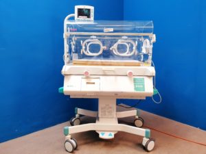 ATOM V-2200  Infant Incubator - Inkubator