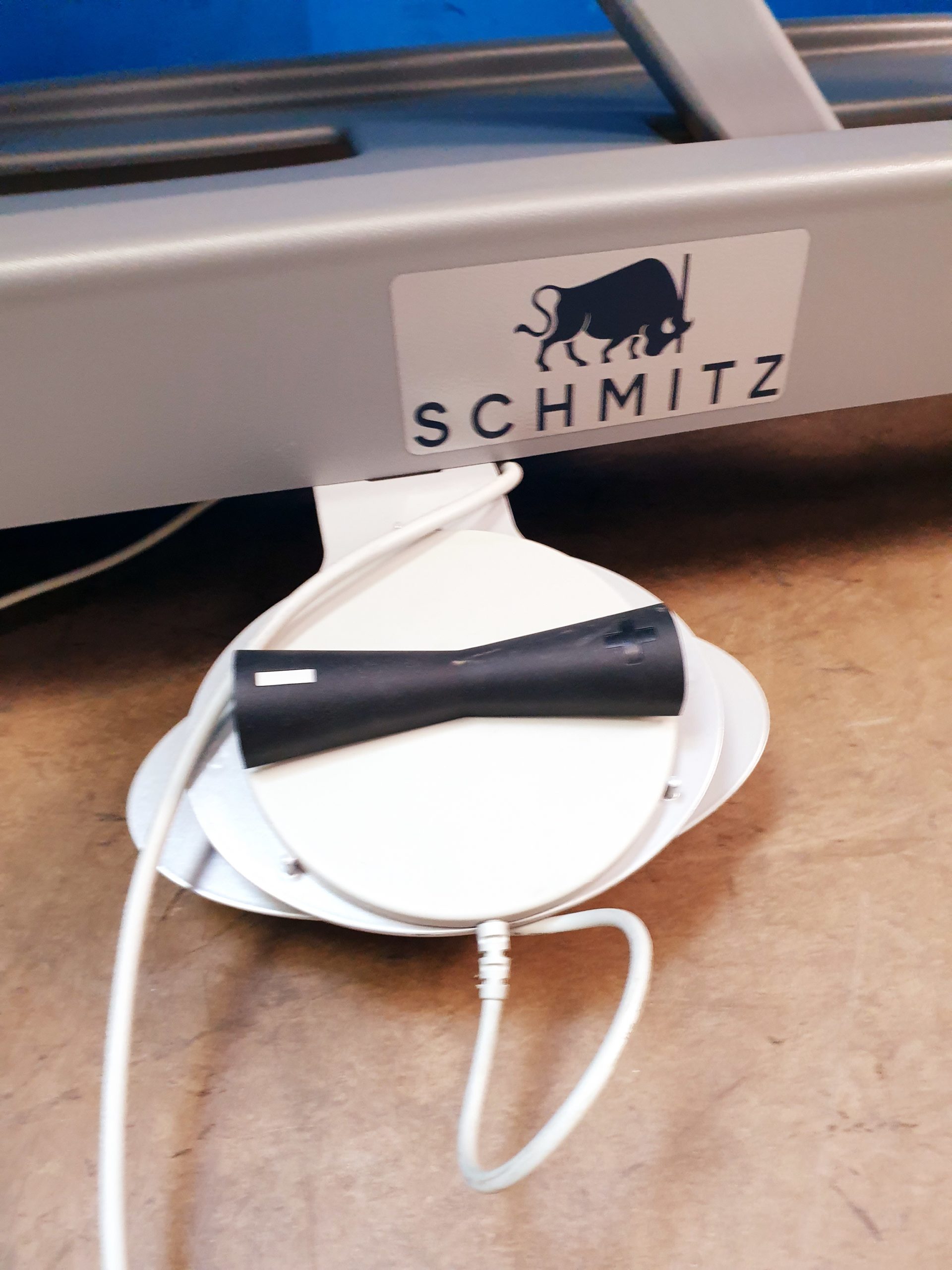 Schmitz Varimed Elekrische Untersuchungs- und Behandlungsliege – Bild 3