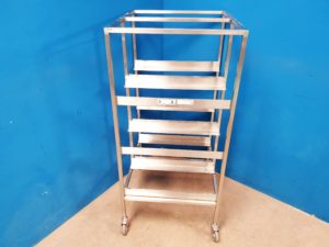 Fahrwagen für Sterikasetten , Rollbar