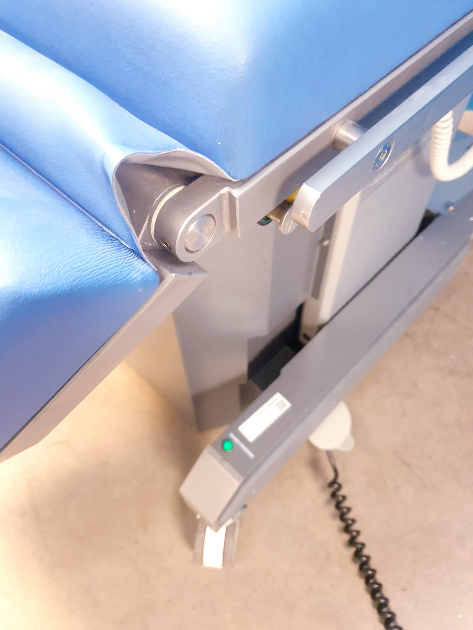 UFSK 600XLE 600 XLE Stretcher Eye Surgery Chair Surgical Chair – Bild 3