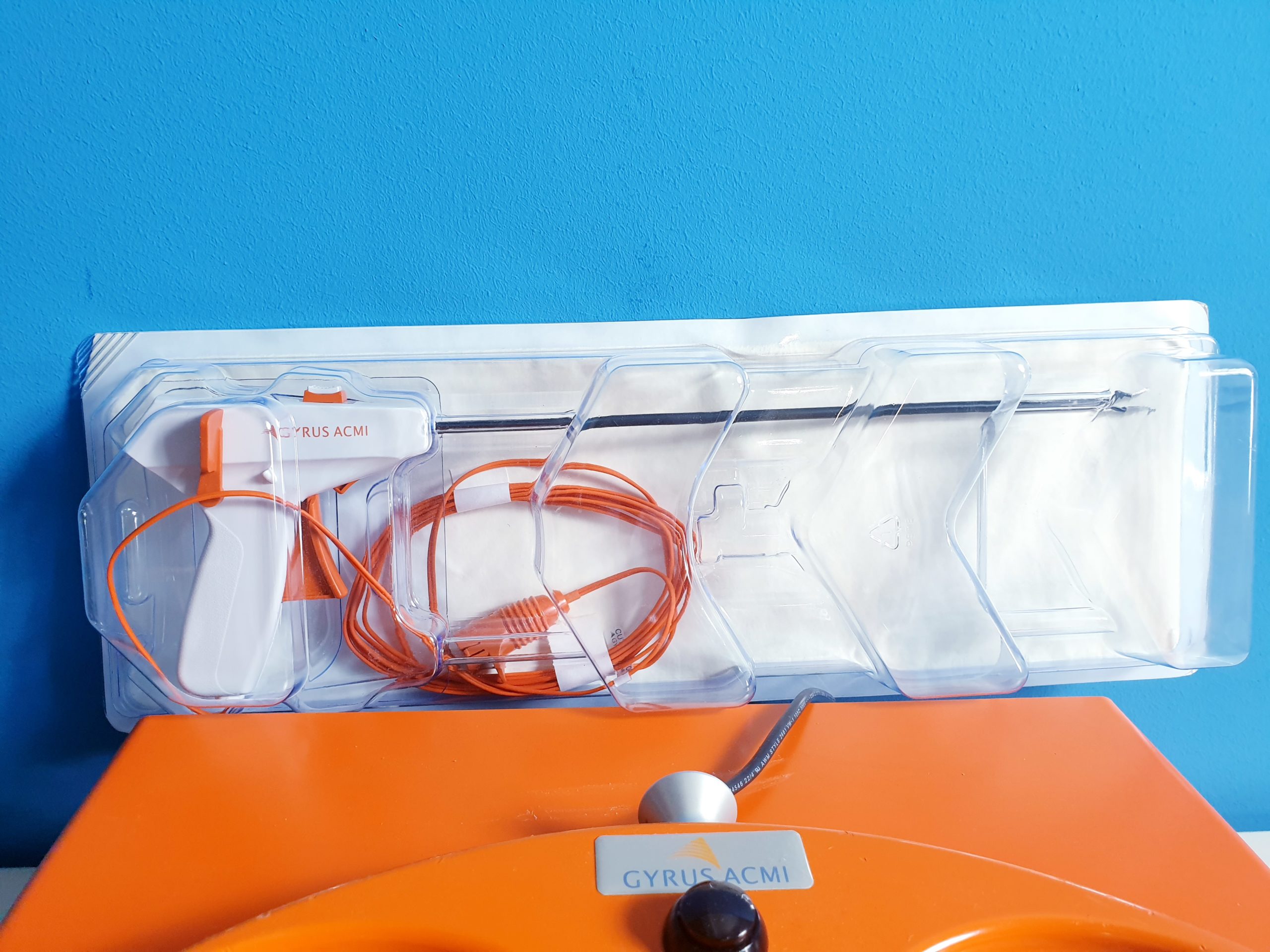 Gyrus ACMI Generator MIT Fußschalter und Handgriff – Bild 5