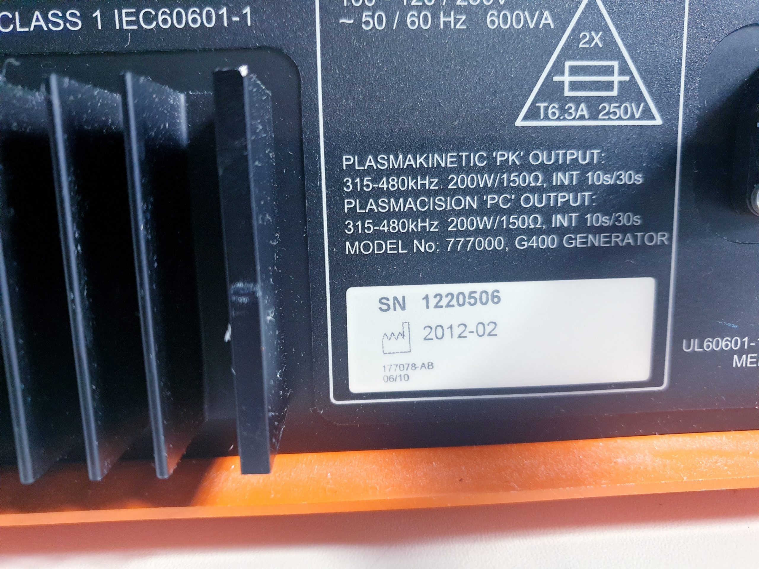 Gyrus ACMI Generator MIT Fußschalter und Handgriff – Bild 10