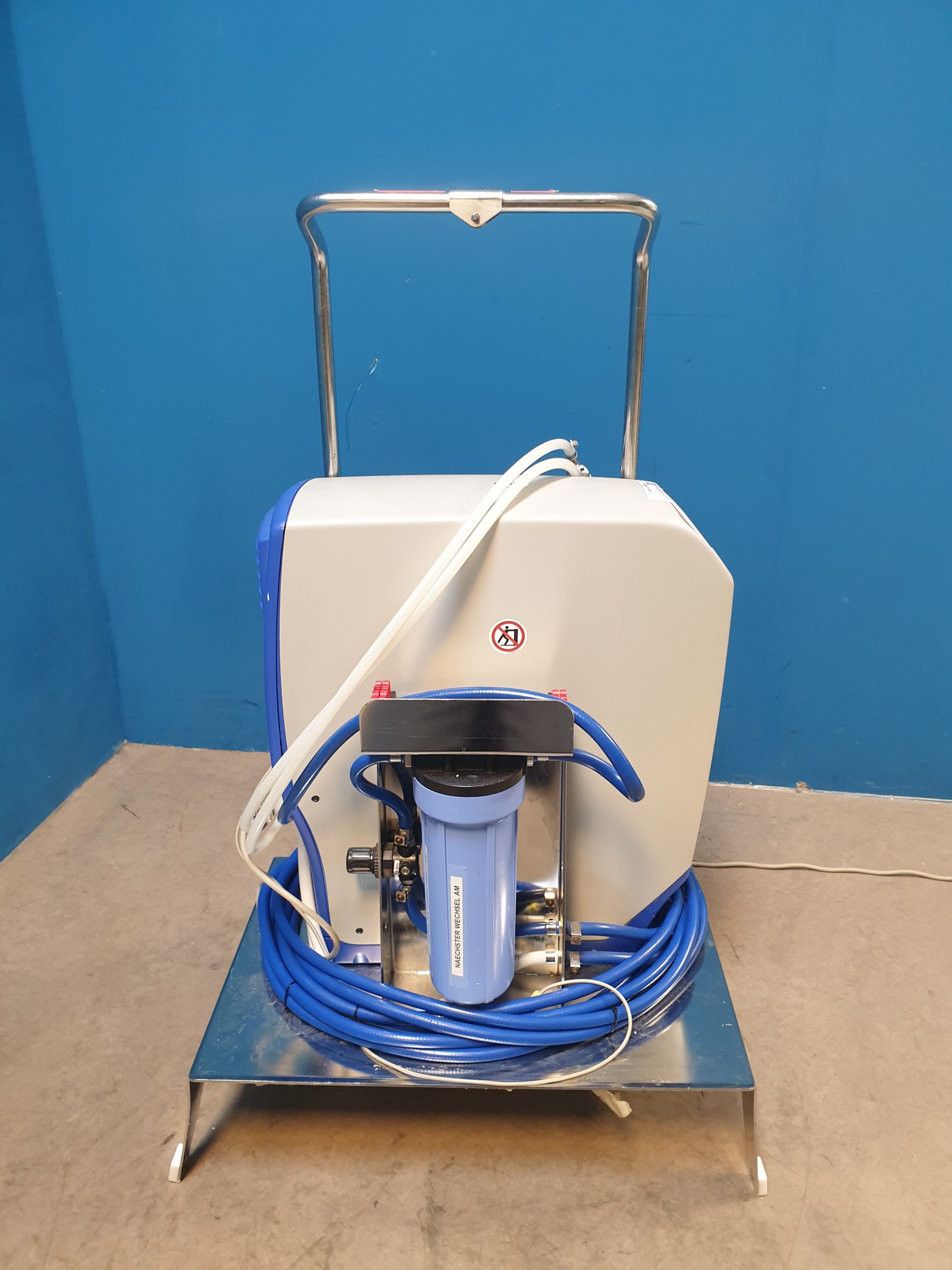 Gambro WRO 300 H - WRO300H - Umkehrosmose-Wasseraufbereiter - Wasseraufbereitungsanlage - Mobile für Dialyse – Bild 5