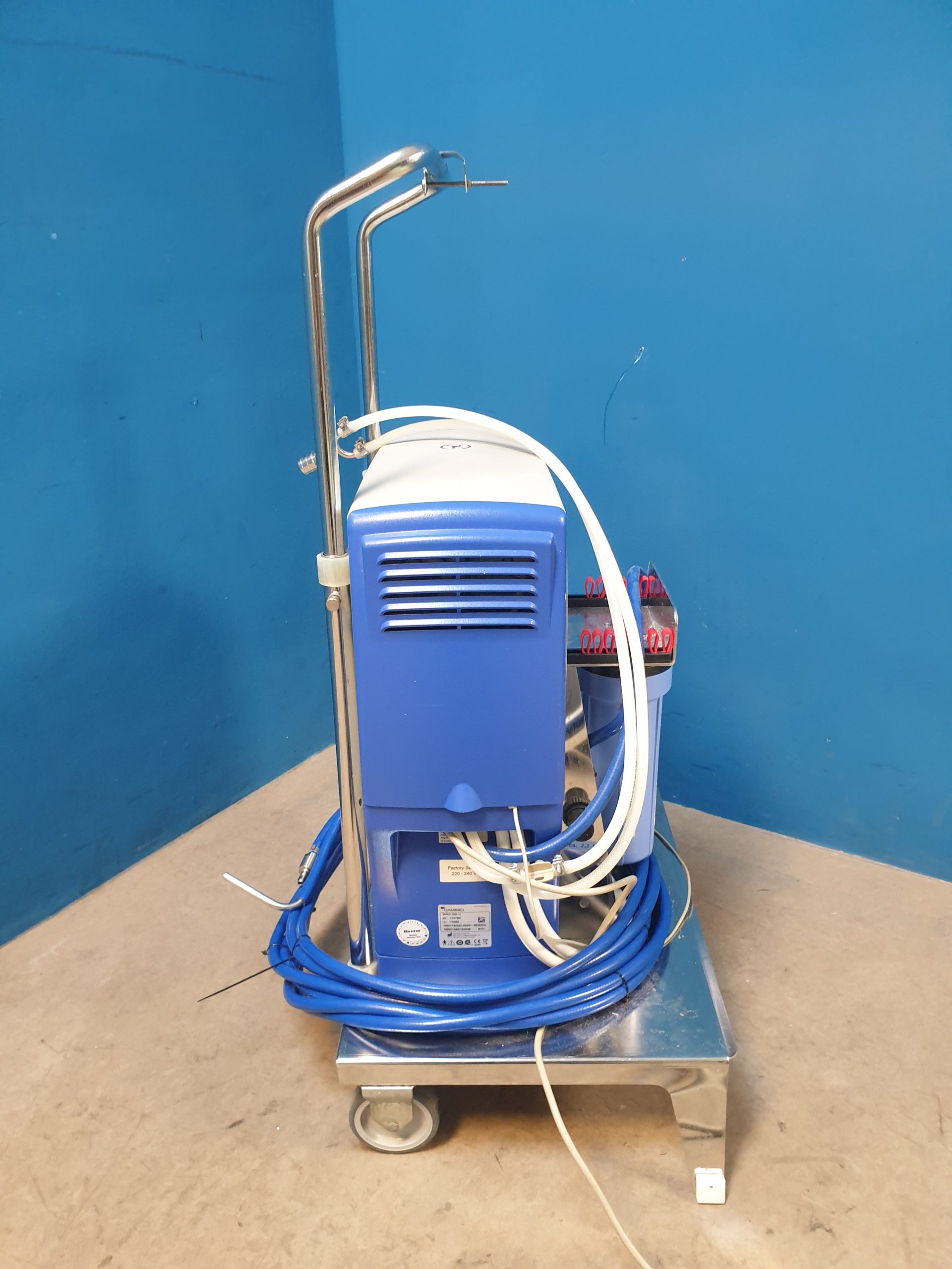 Gambro WRO 300 H - WRO300H - Umkehrosmose-Wasseraufbereiter - Wasseraufbereitungsanlage - Mobile für Dialyse – Bild 11