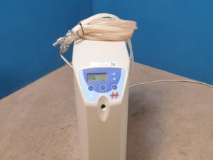 Gambro WRO 300 H - WRO300H - Umkehrosmose-Wasseraufbereiter - Wasseraufbereitungsanlage - Mobile für Dialyse