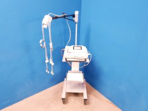 GE MAC 1200 ST 1200ST EKG Gerät mit Sauganlage auf fahrbarem Gestell