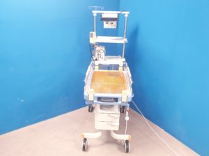 Dräger Babytherm 8000 fahrbare Reanimationseinheit für Neugeborene mit Wärmestrahler