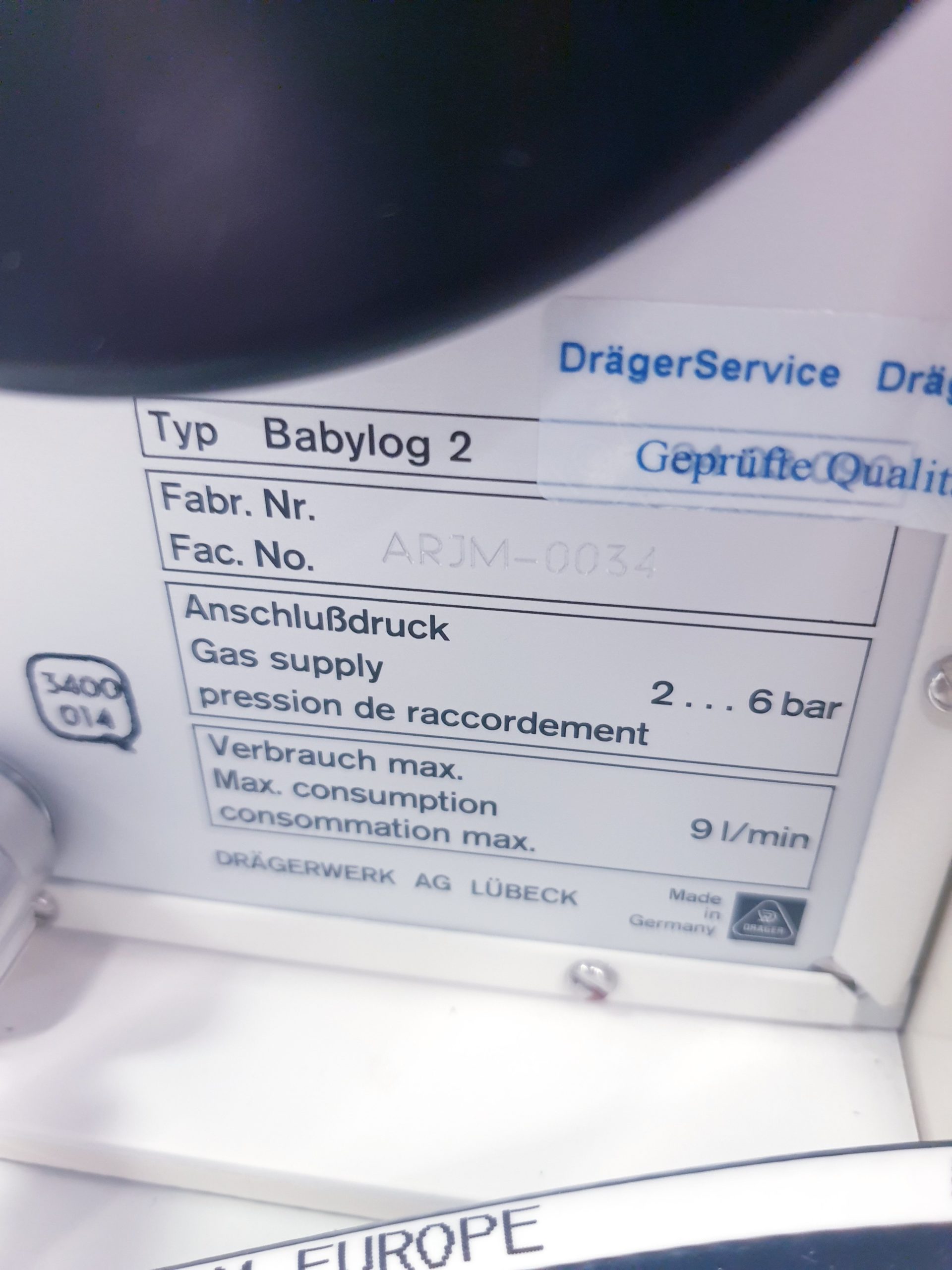 Dräger Babytherm 8000 fahrbare Reanimationseinheit für Neugeborene mit Wärmestrahler – Bild 16