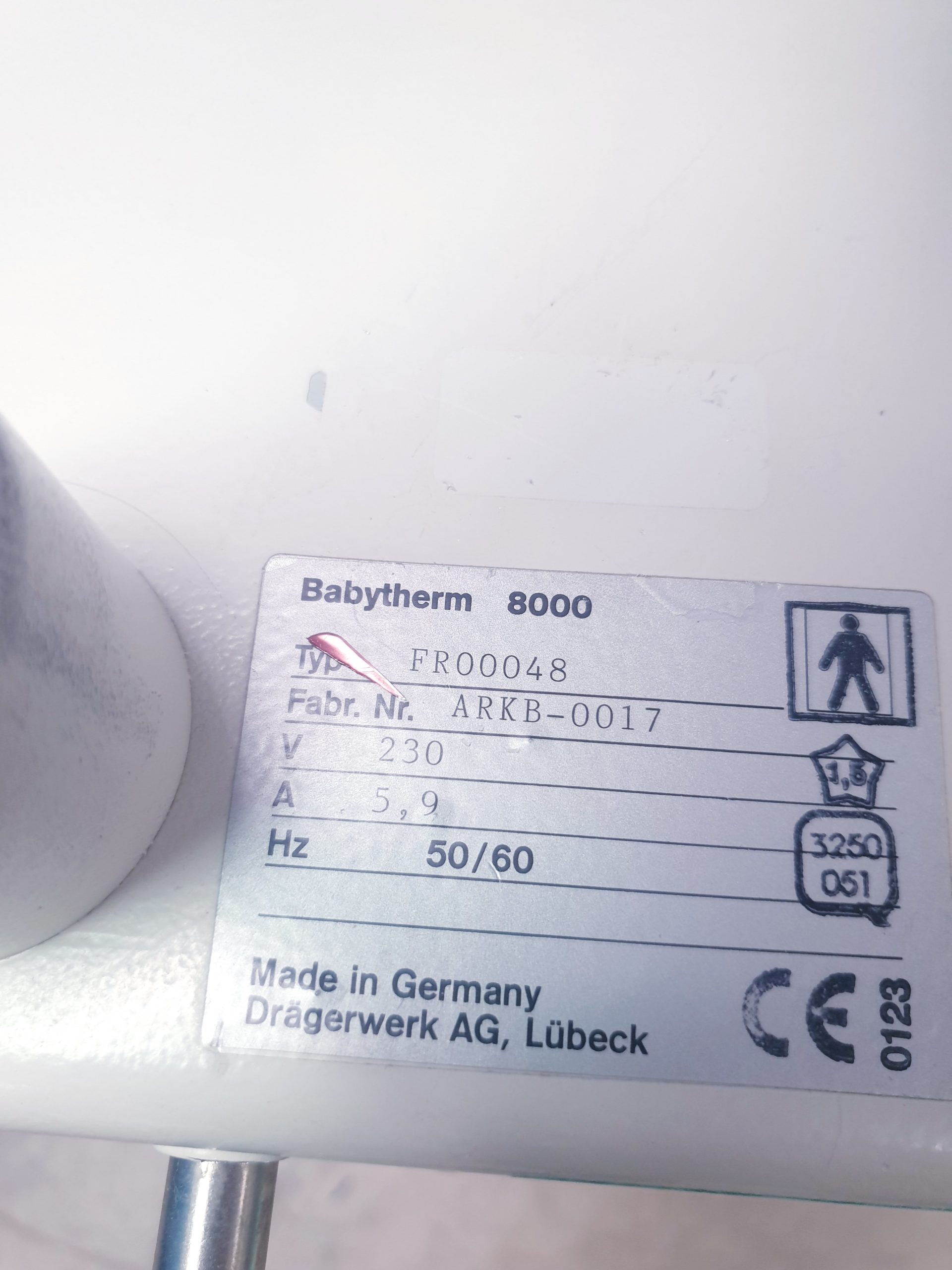 Dräger Babytherm 8000 fahrbare Reanimationseinheit für Neugeborene mit Wärmestrahler – Bild 17