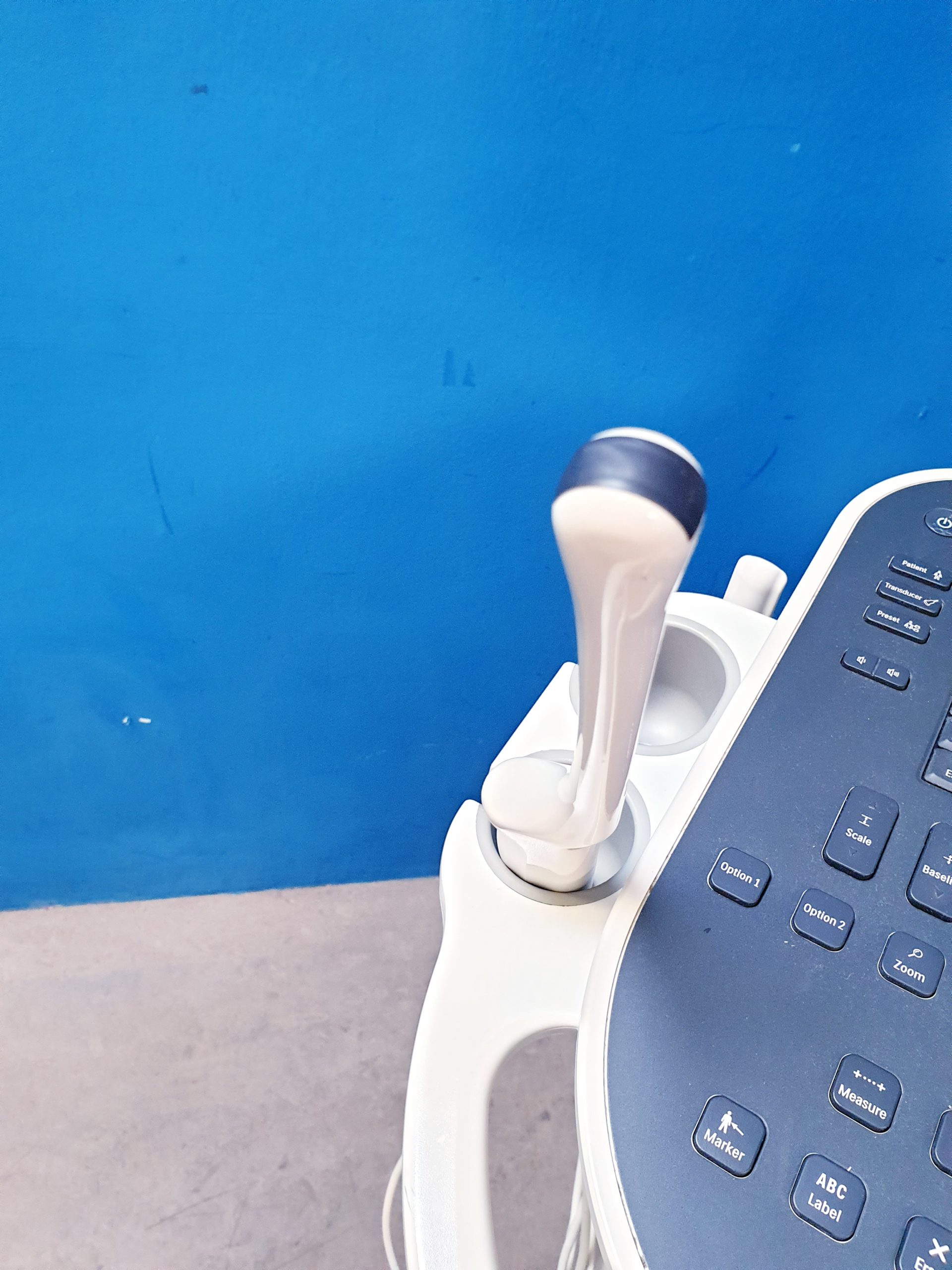 Philips HD 5 HD5 + C5-2 + C8-4v + L12-3 – Gynmaschine Farbdoppler – Bild 7