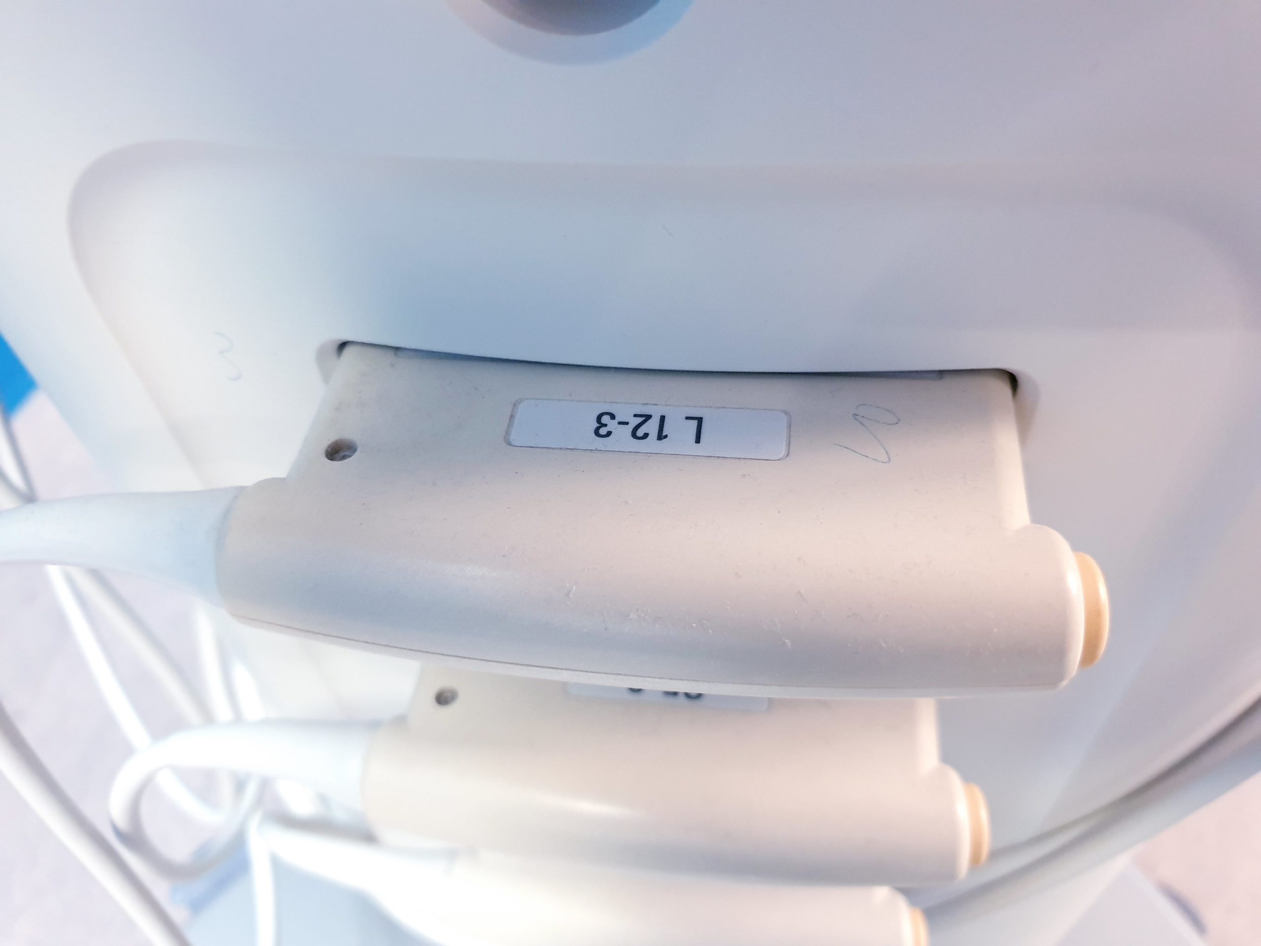 Philips HD 5 HD5 + C5-2 + C8-4v + L12-3 – Gynmaschine Farbdoppler – Bild 11